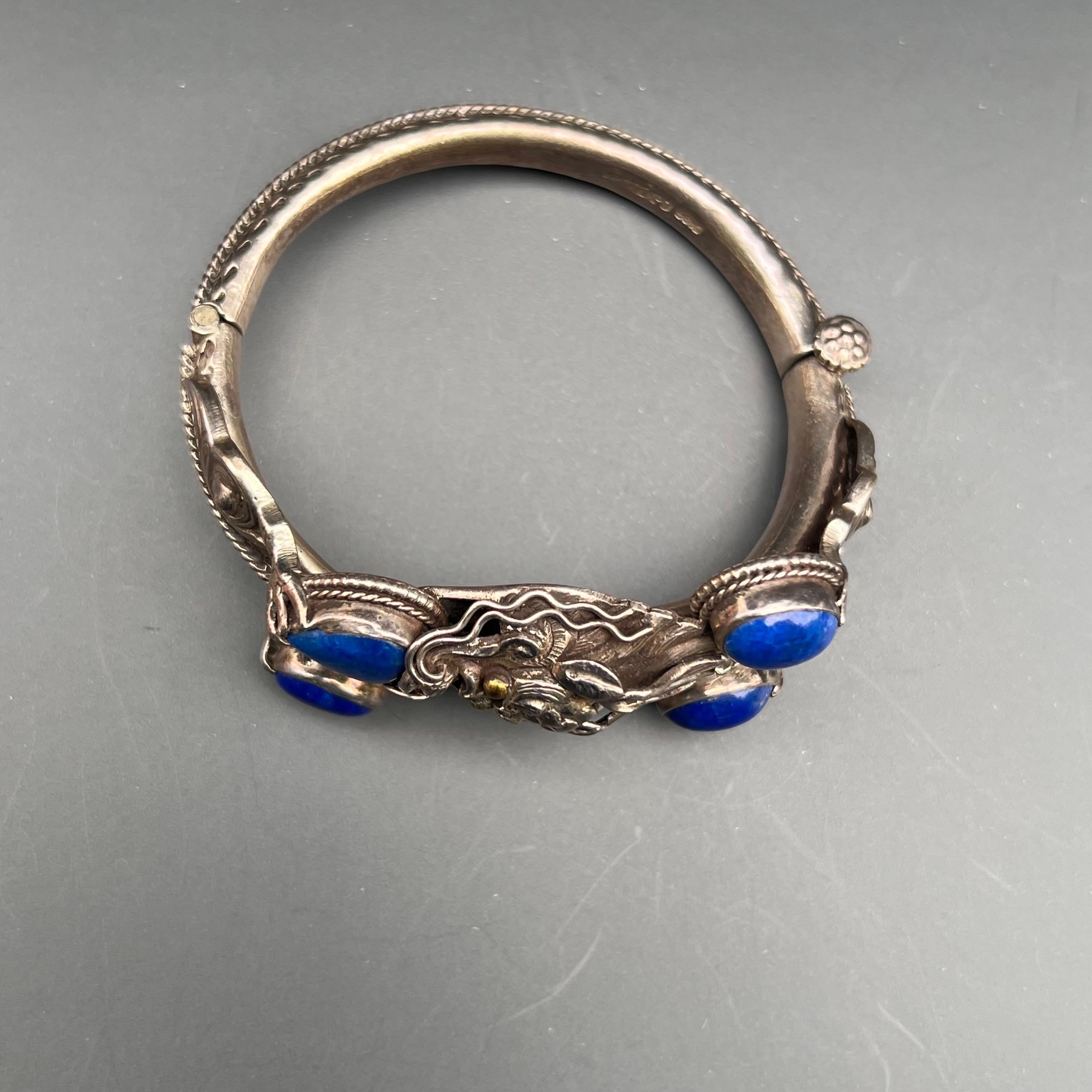 Anglo-Indian Chinese Sterling silver Lapis Dragon Hinged  Bangle Bracelet  For Sale