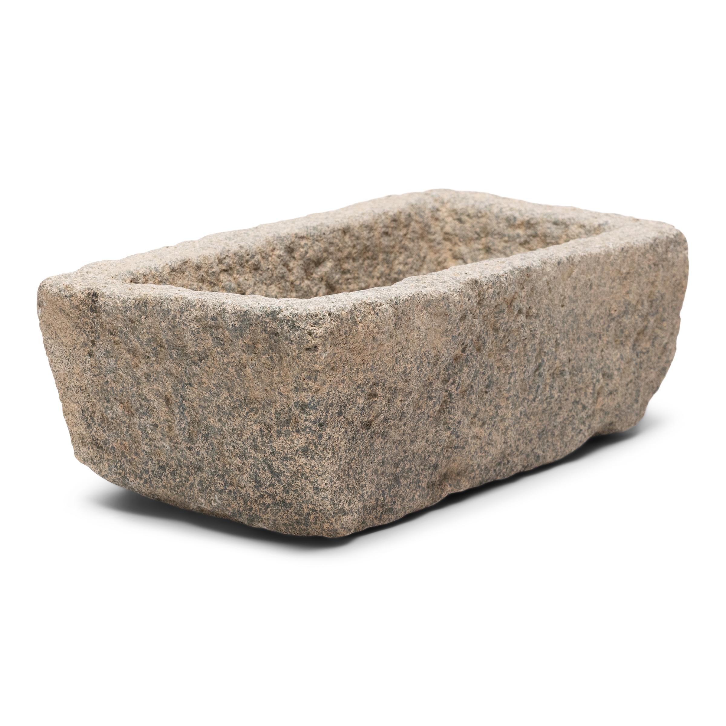 Chinese Stone Garden Trough, c. 1850 In Good Condition For Sale In Chicago, IL