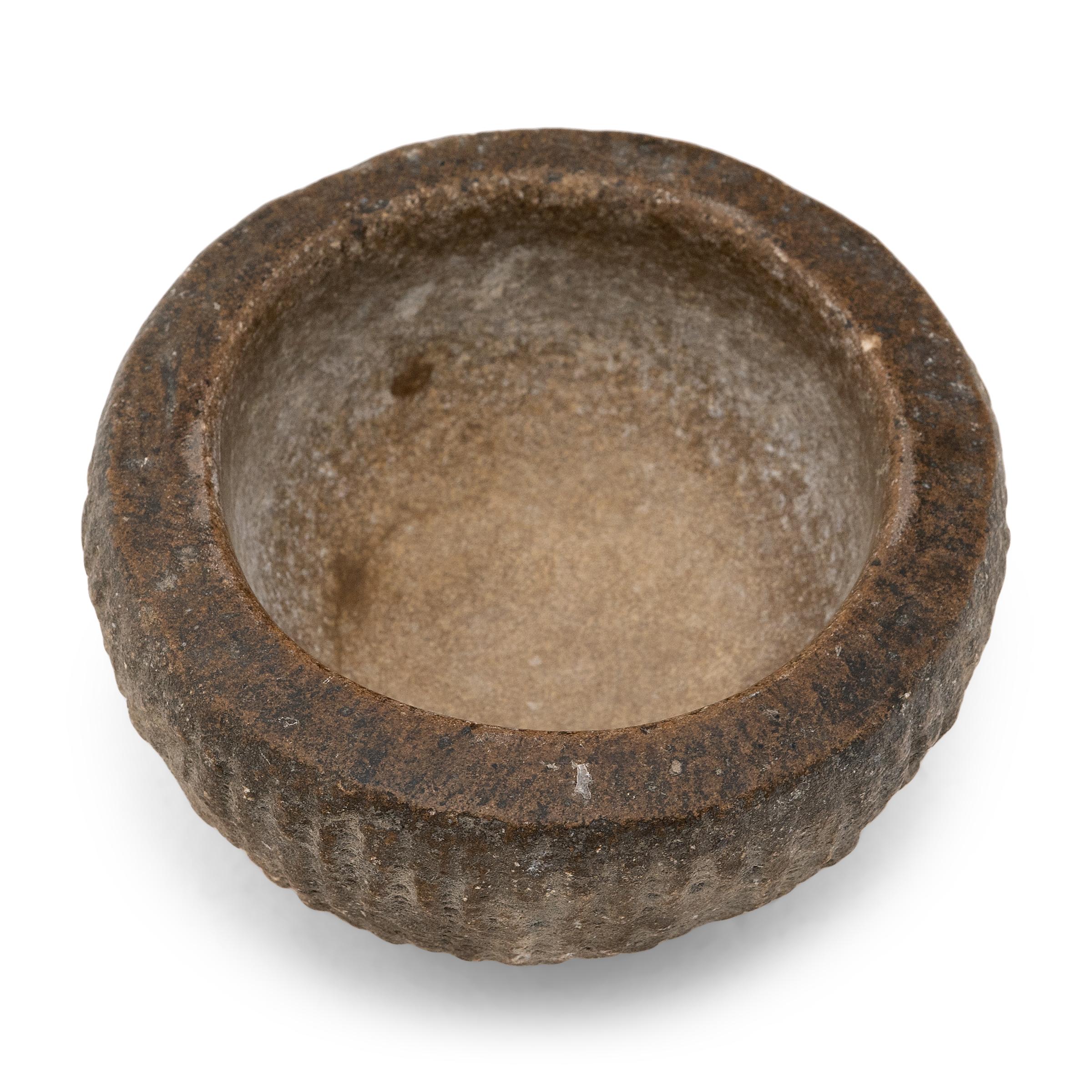 Chinesischer Stein-Keramik-Mortar aus Stein, um 1800 (Rustikal) im Angebot
