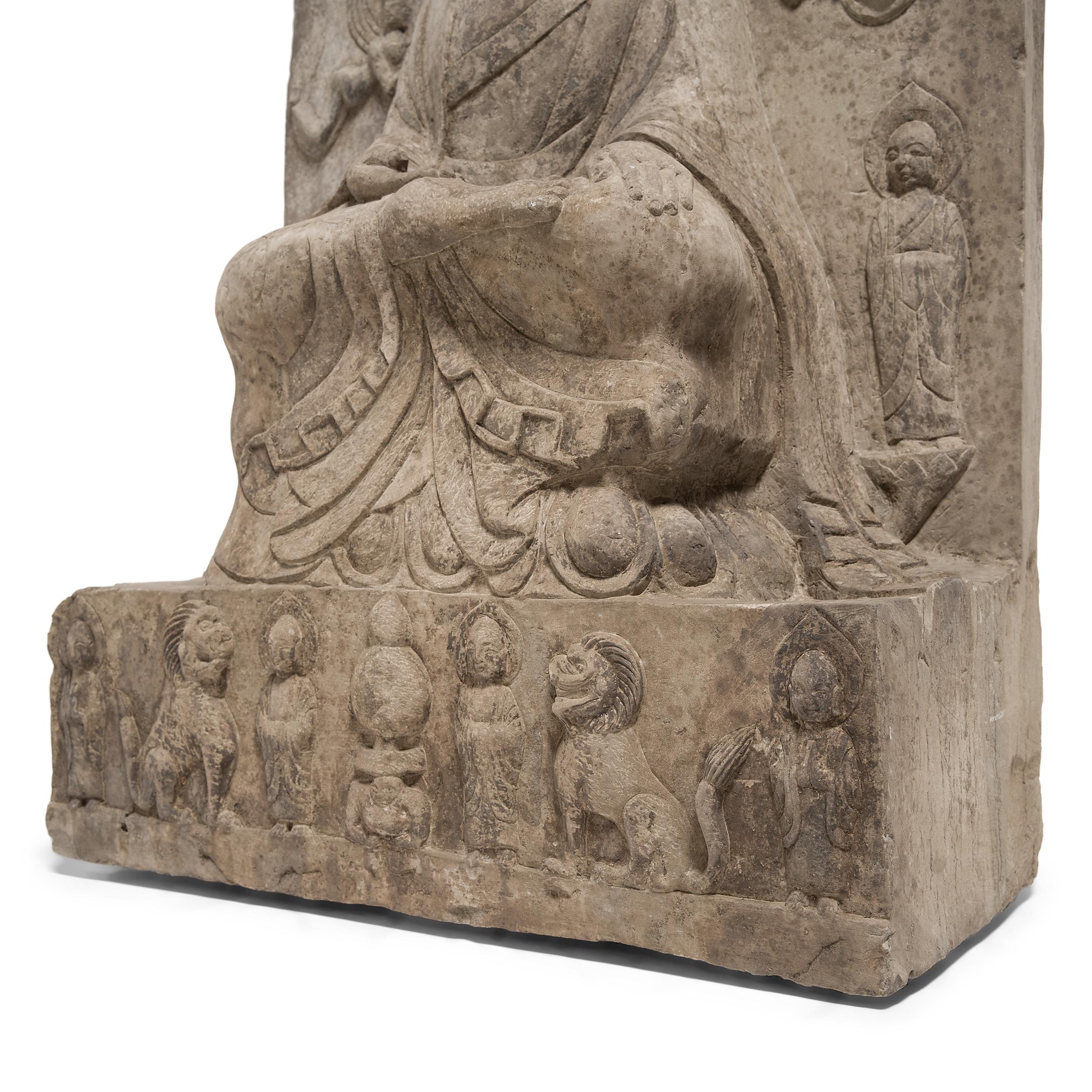 Calcaire Stele de Bouddha Shakyamuni assis en pierre chinoise, vers 1850 en vente
