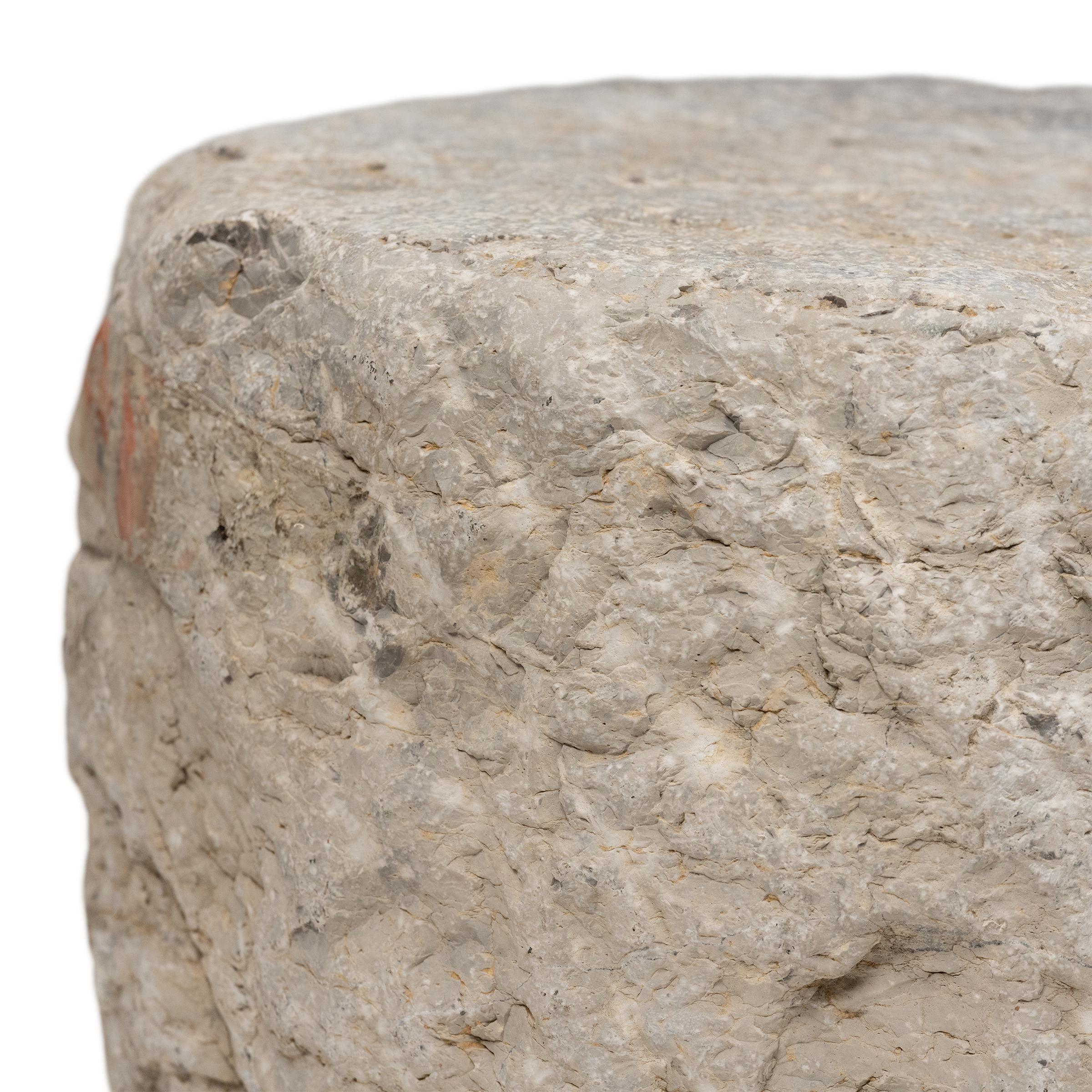 Chinese Stone Stump Pedestal, um 1850 (Chinesisch) im Angebot