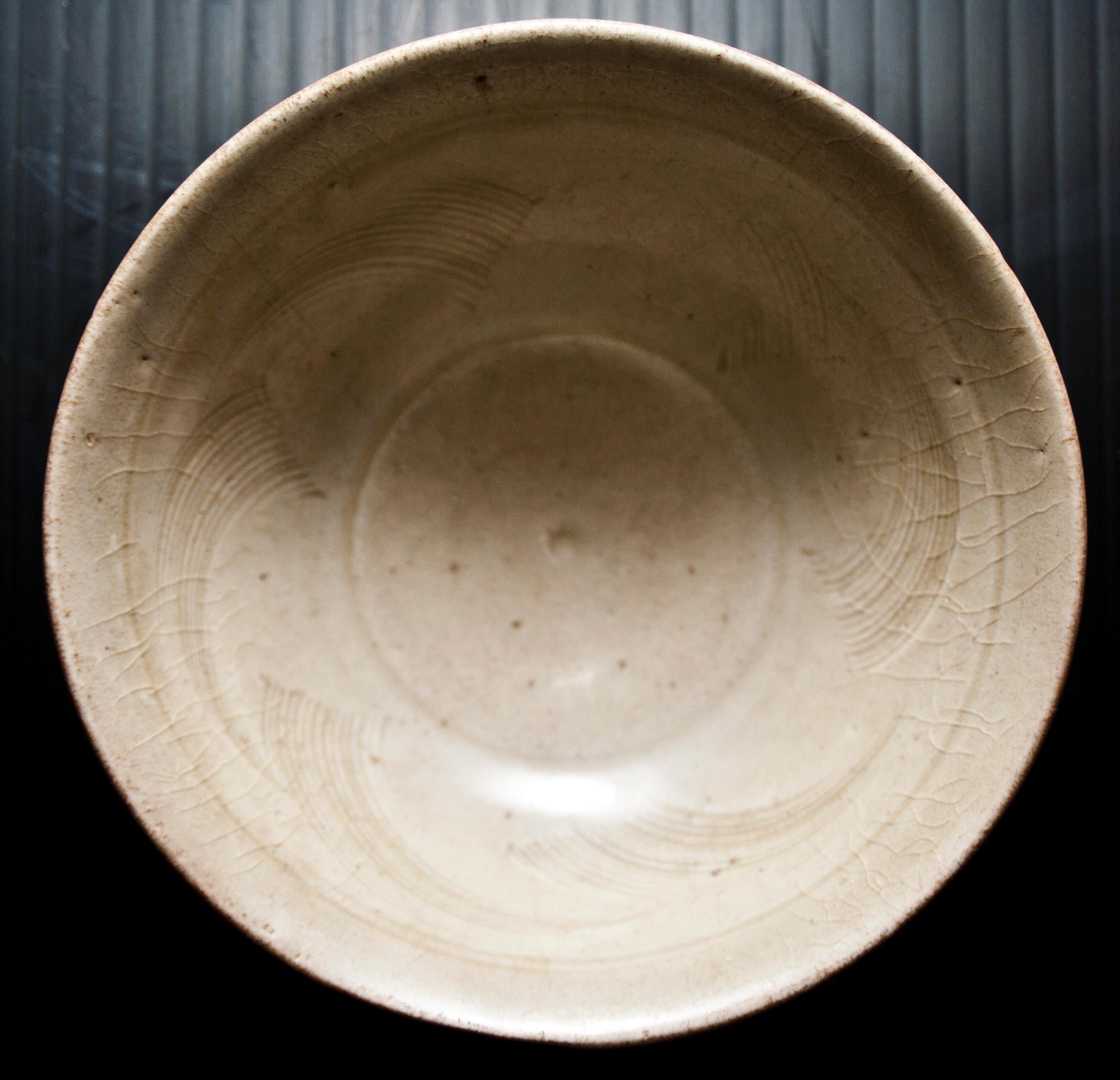 Glazed Chinese Stoneware Bowl, Sung Period, 12th-14th Century For Sale