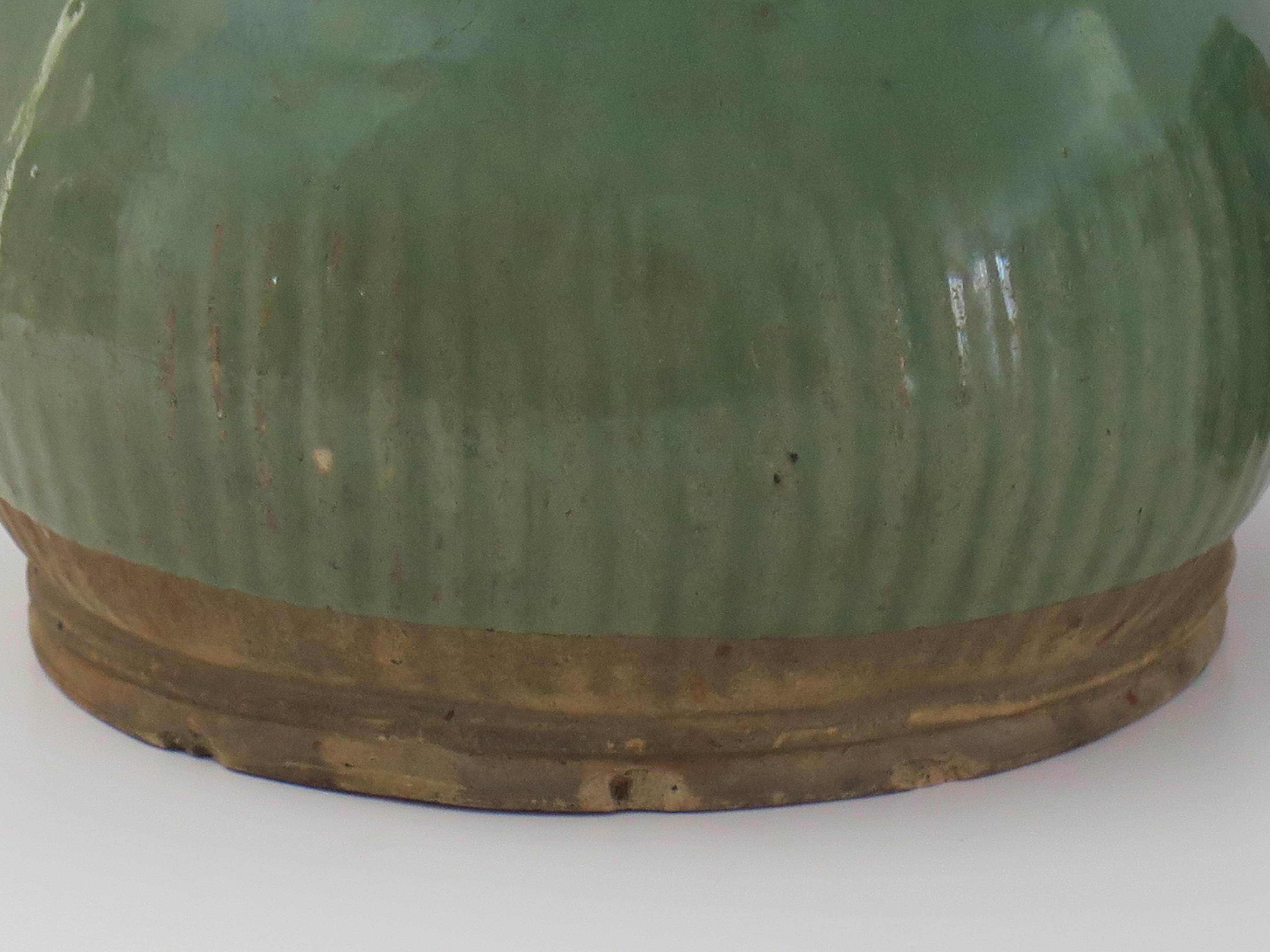 Chinese Stoneware Jar Celadon fluted detail, Ming Dynasty 14th to 16th Century For Sale 8
