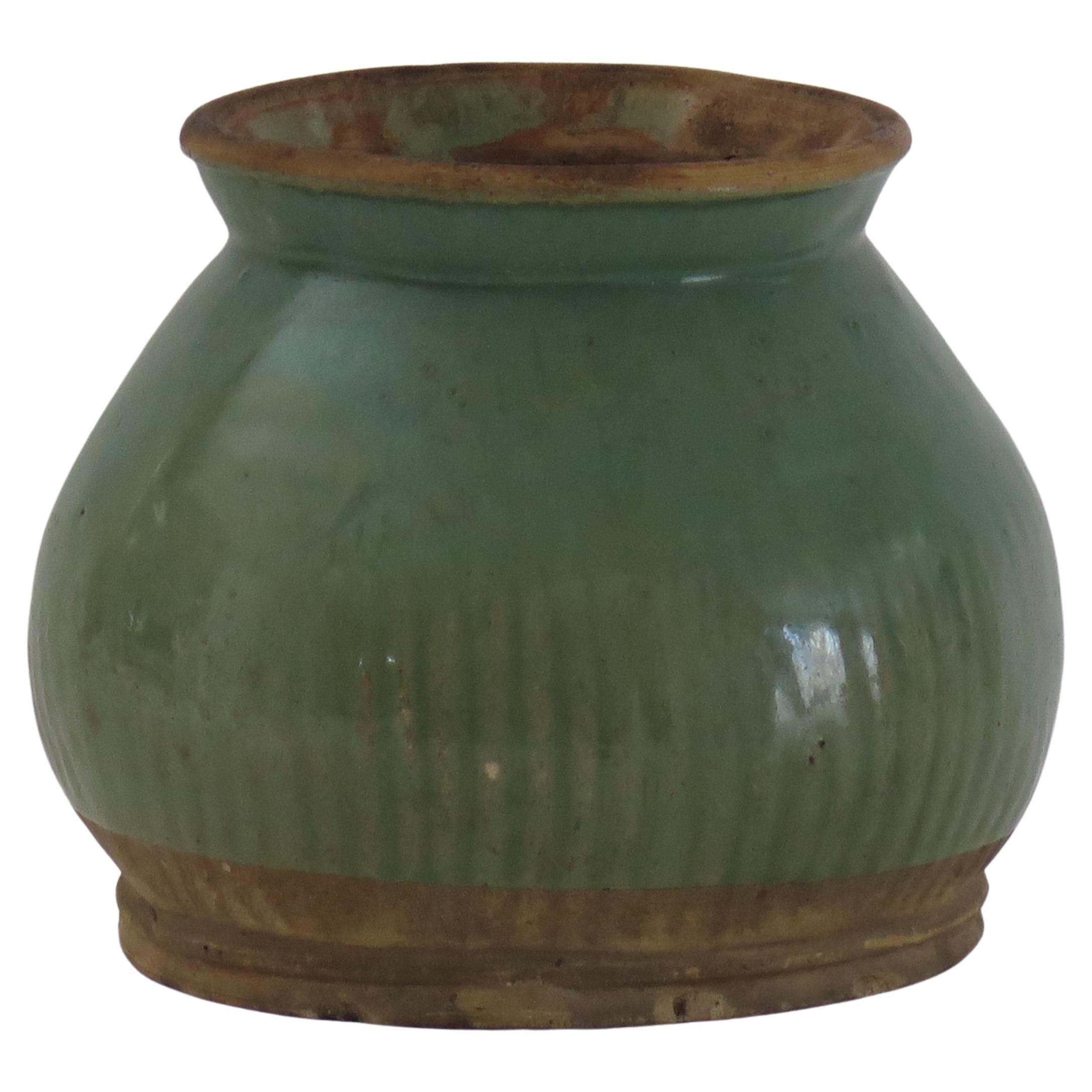 Chinese Stoneware Jar Celadon fluted detail, Ming Dynasty 14th to 16th Century For Sale