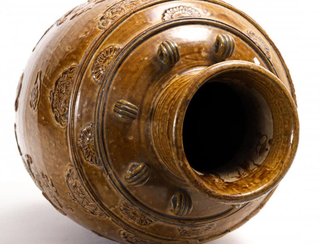 martaban jar history