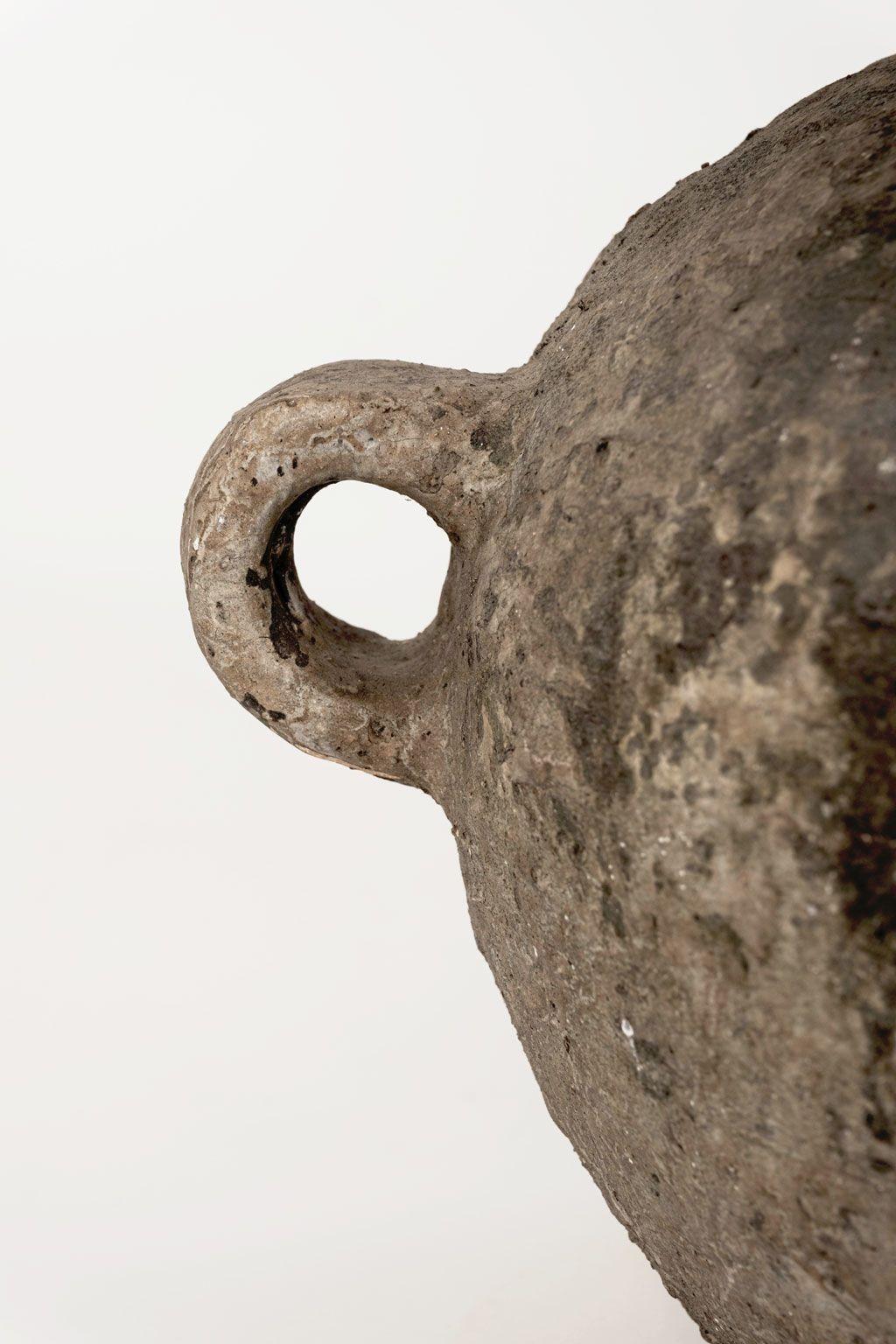 Chinesische Kruglampe mit Leinenschirm (Gegossen) im Angebot