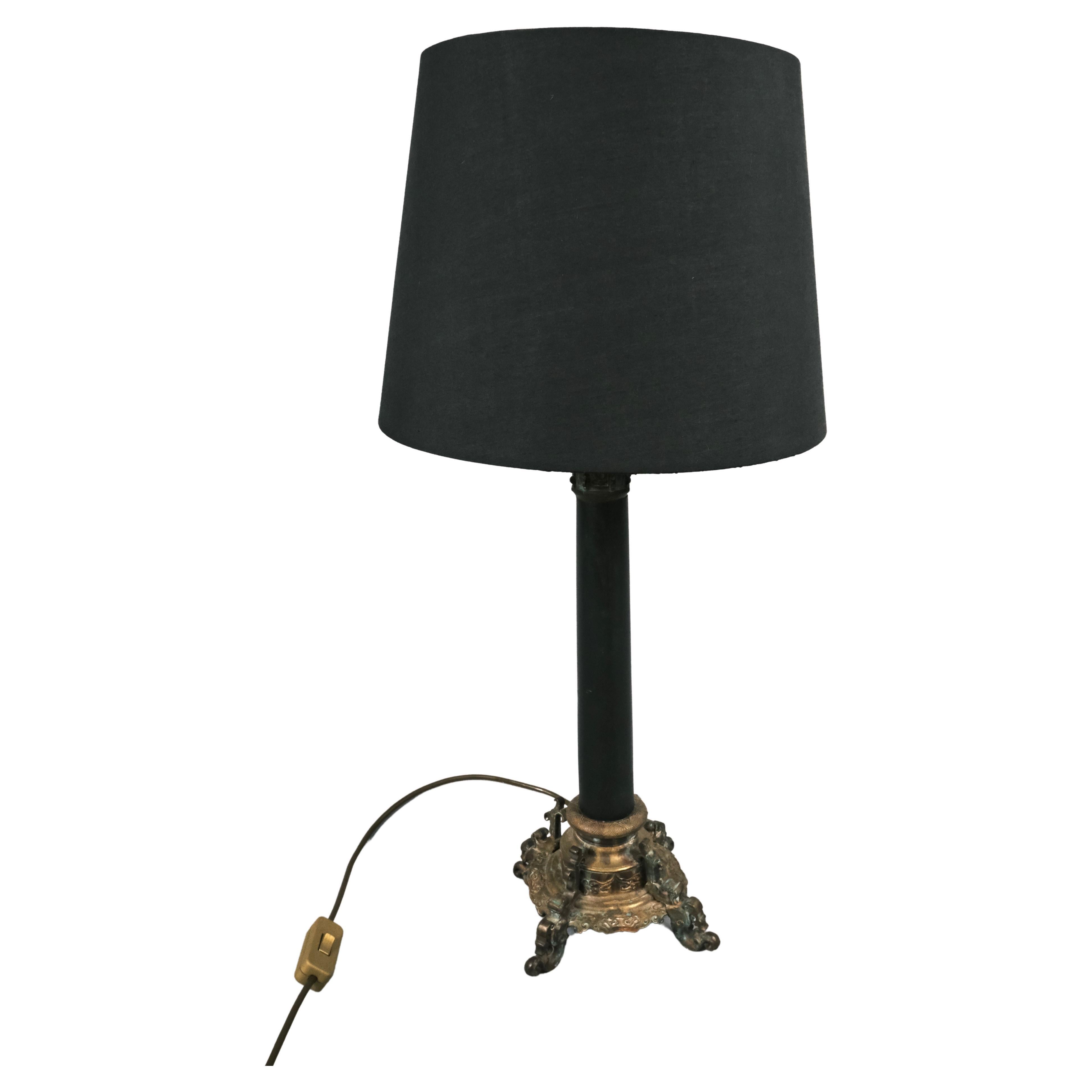 Lampe de table en bronze de style chinois en vente