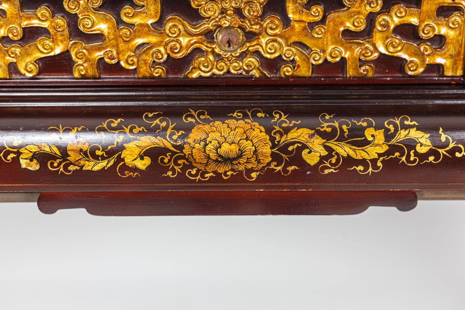 Chinese Style Desk in Lacquered Wood, circa 1900 In Fair Condition In Saint-Ouen, FR