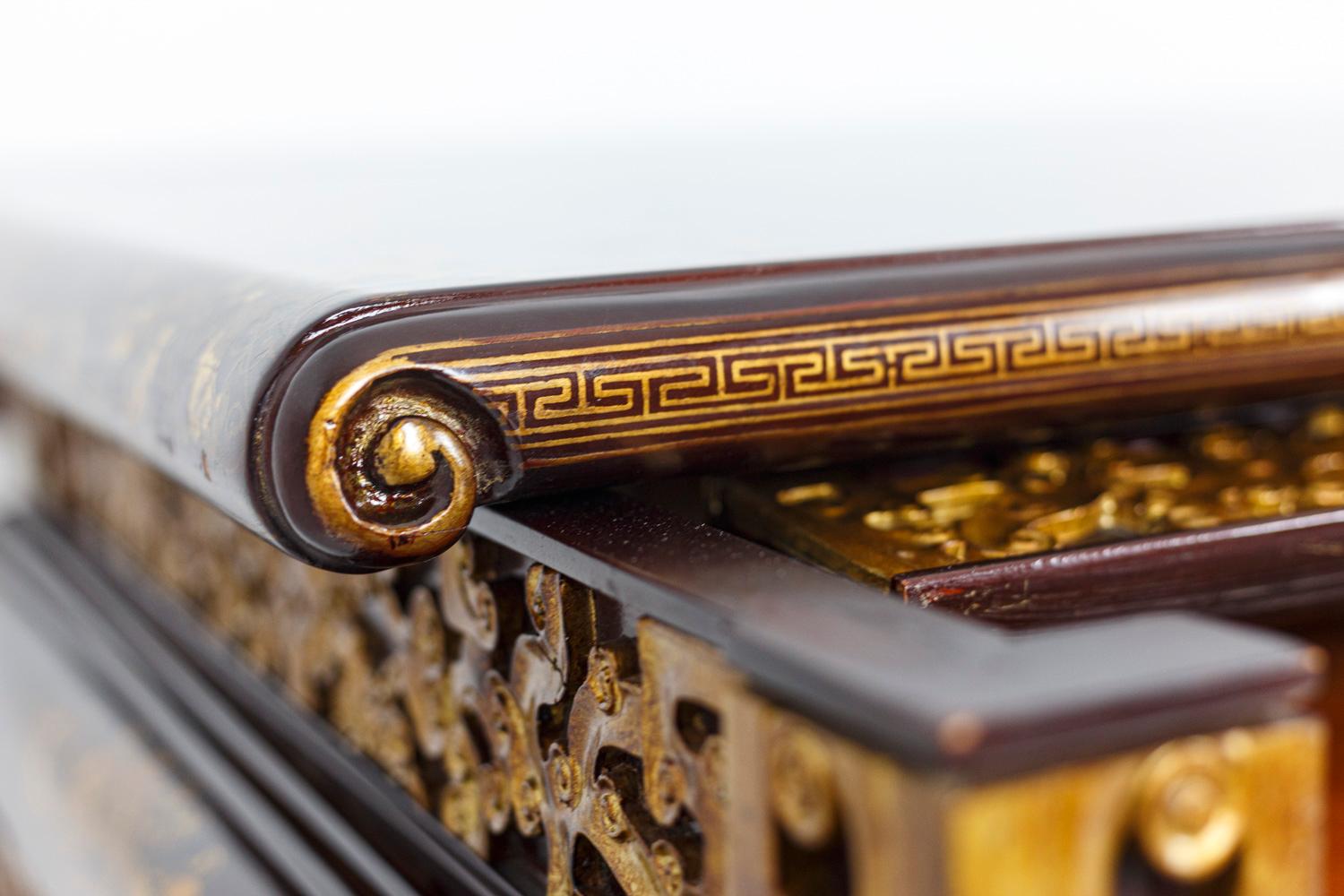 Chinese Style Desk in Lacquered Wood, circa 1900 1