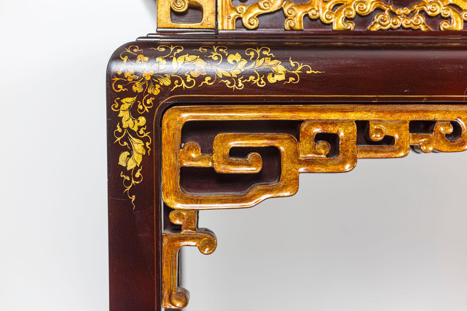 Chinese Style Desk in Lacquered Wood, circa 1900 3