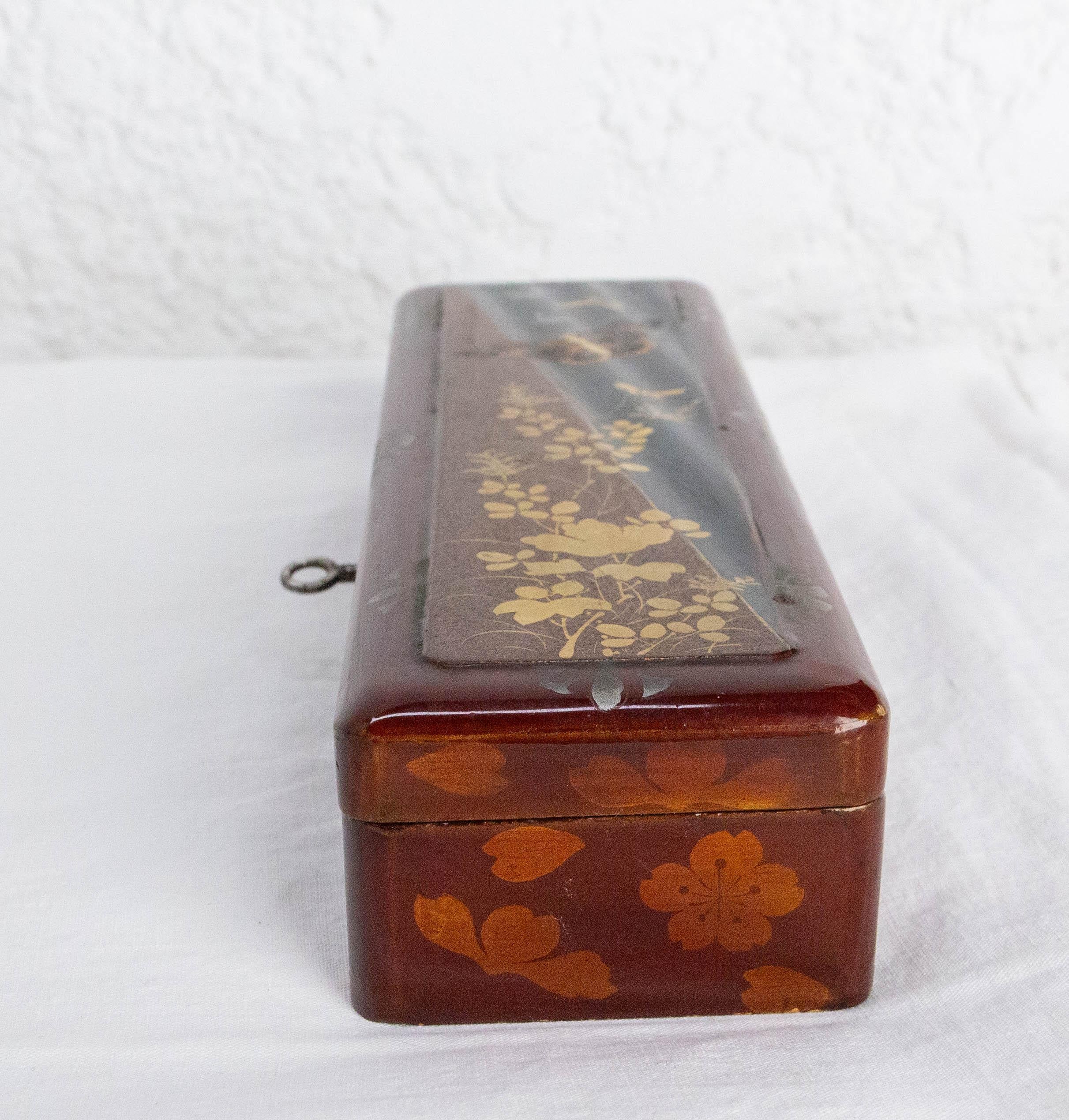 Wood Chinese Style Lacquered Brush or Pencil Box Painted Butterfly, circa 1940 For Sale