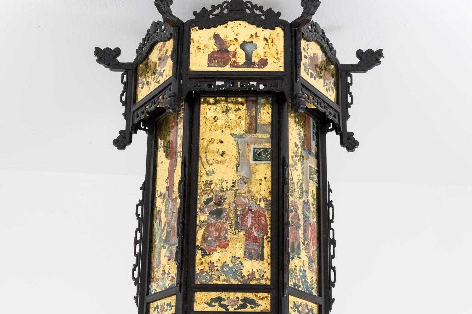 Chinese Style Lantern in Wood and Églomisé Glass, Napoleon III Period In Good Condition In Saint-Ouen, FR