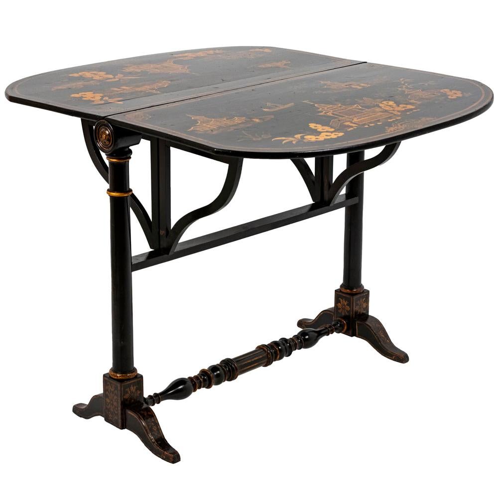 Chinese Style Leaf Table in Black Lacquered Wood, 19th Century