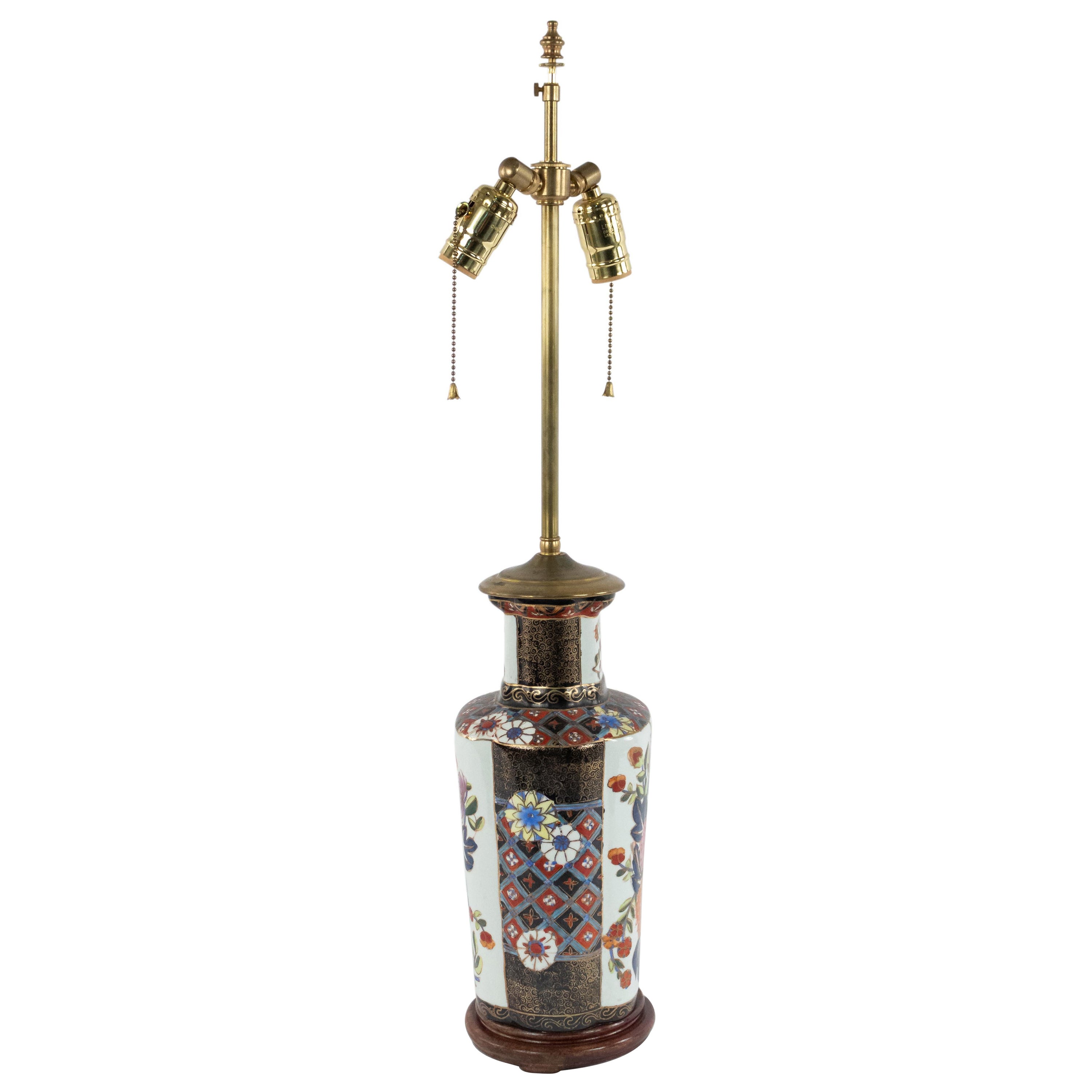 Chinese Style Porcelain Imari Table Lamp