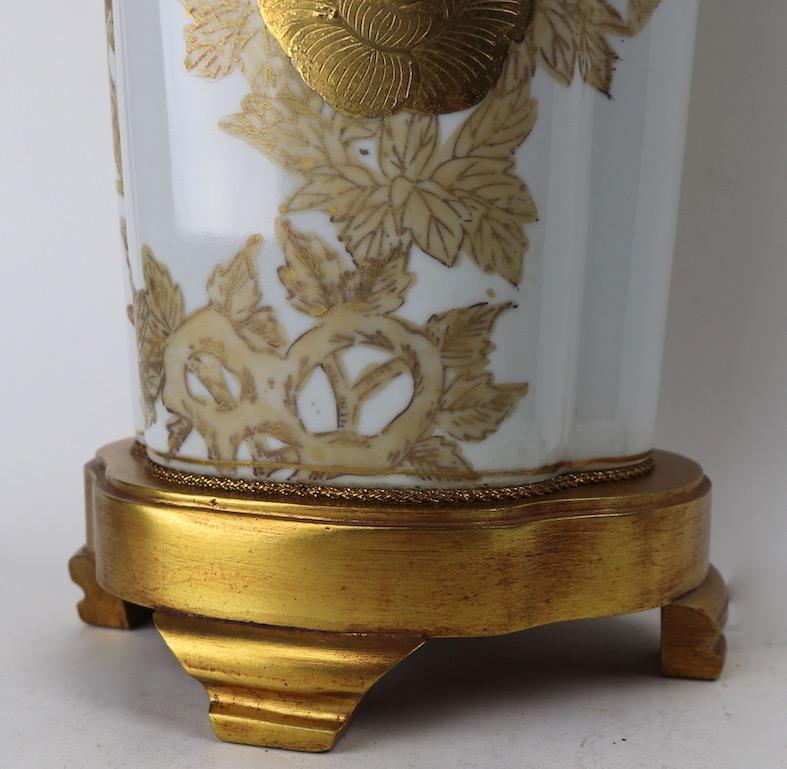 Chinese Style Porcelain Lamp by the Marlboro Lamp Company In Excellent Condition In New York, NY