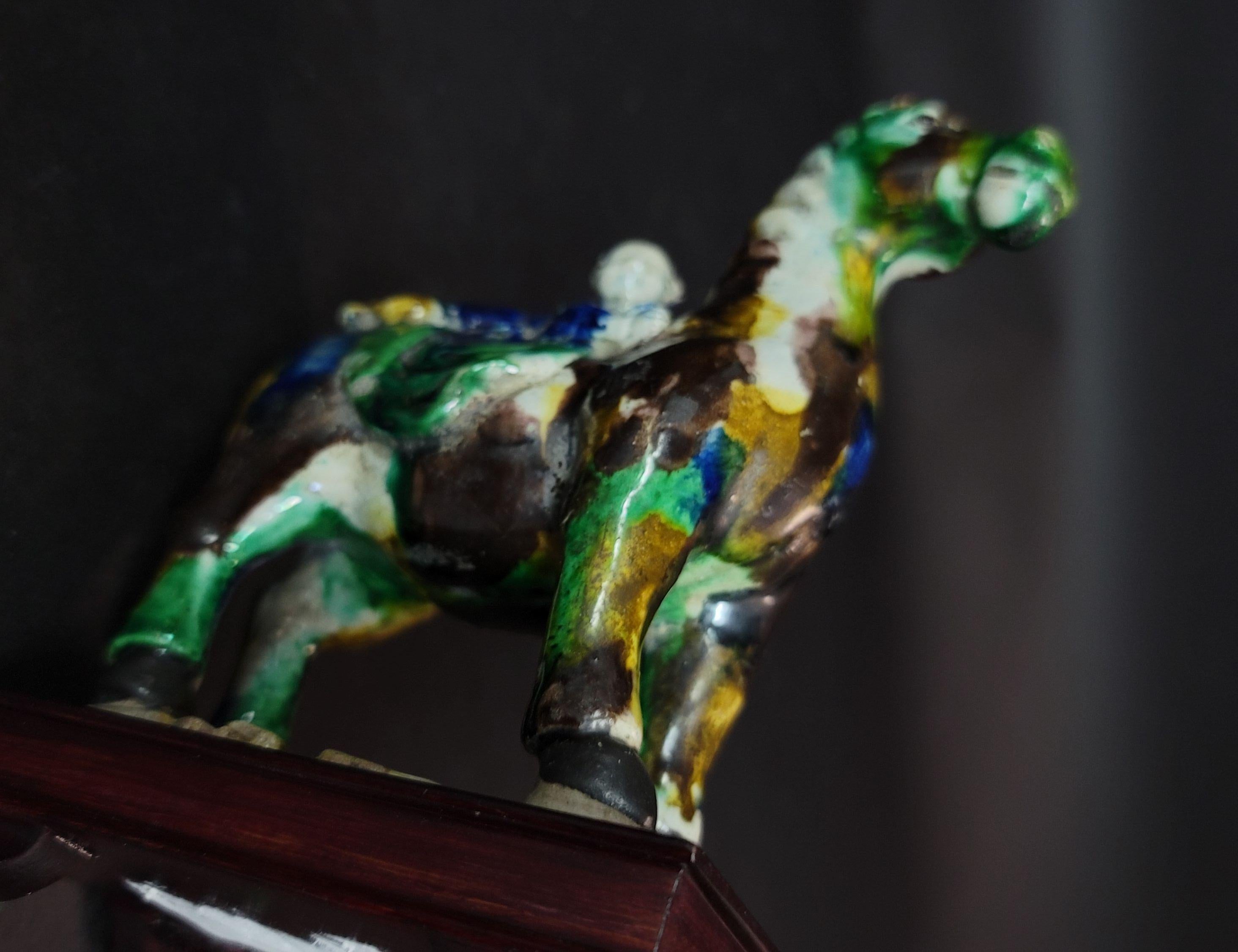 Chinese Su Sanci Glazed Horse Figure and Boy, Kangxi Period, 18th Century For Sale 12