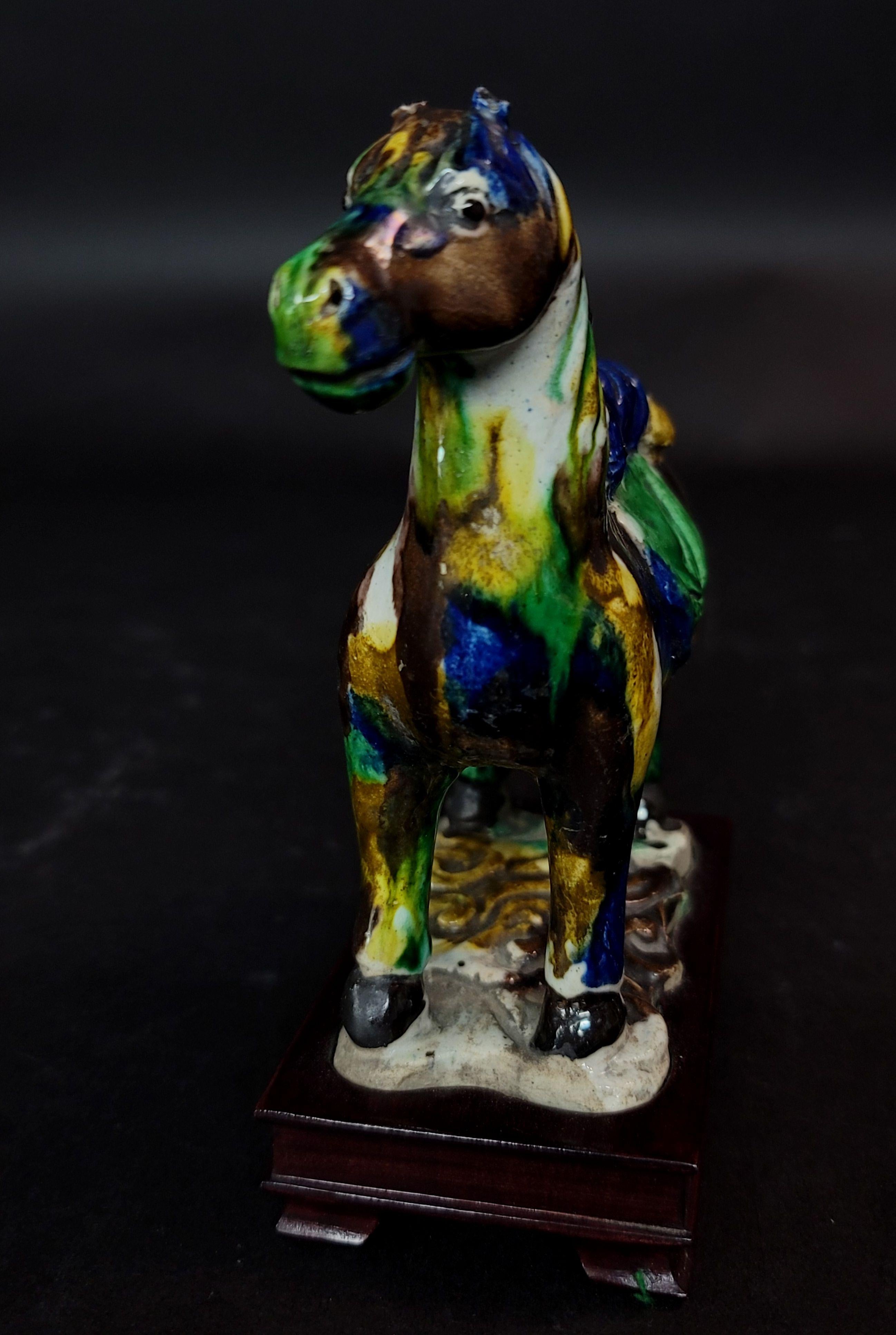 Chinese Su Sanci Glazed Horse Figure and Boy, Kangxi Period, 18th Century For Sale 1
