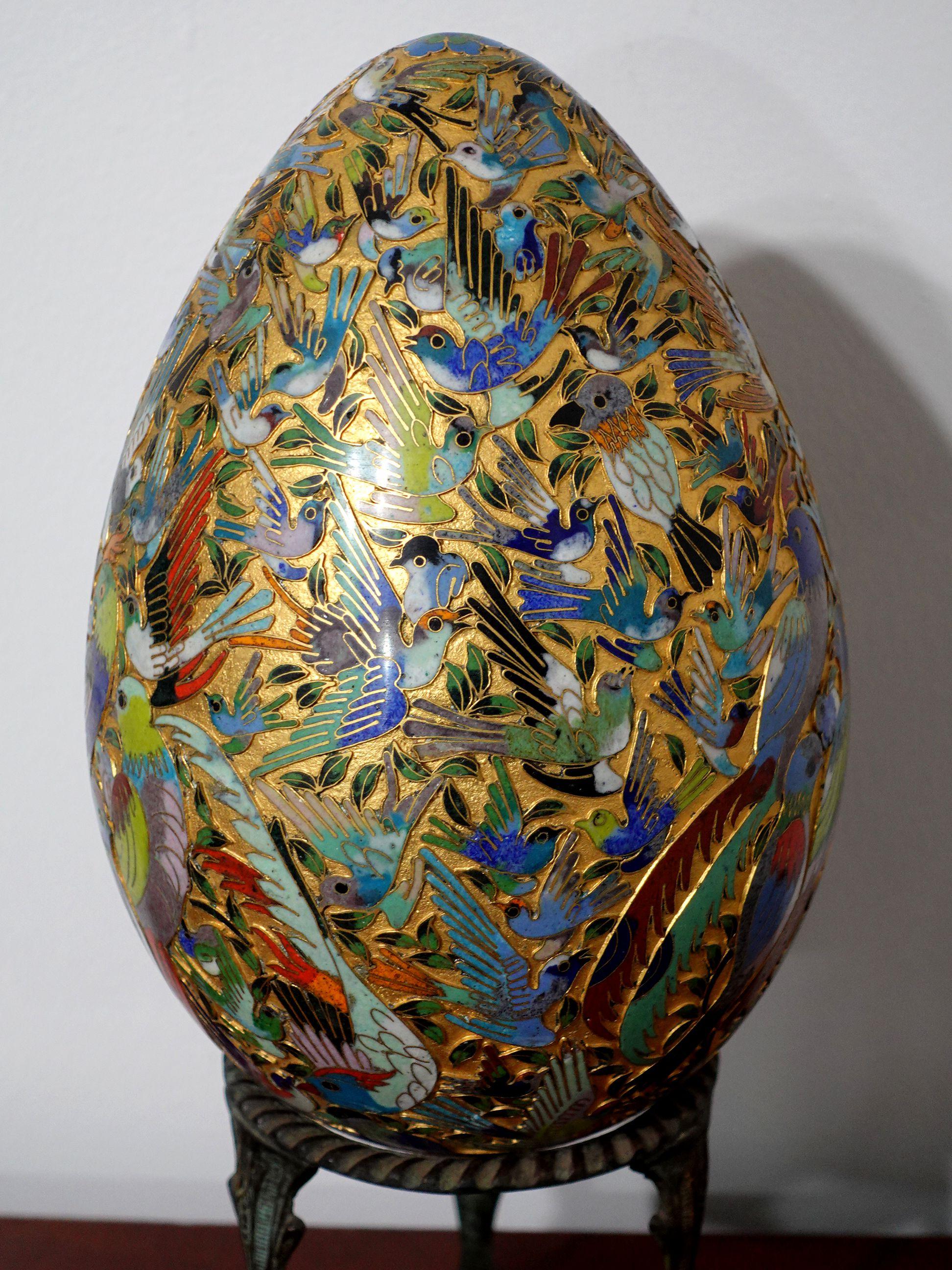 20th Century Chinese Supper Large Cloisonné Enamel Egg 