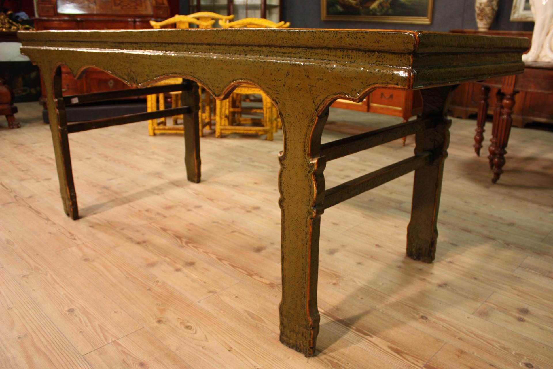Chinese Table in Lacquered Wood, 20th Century For Sale 10