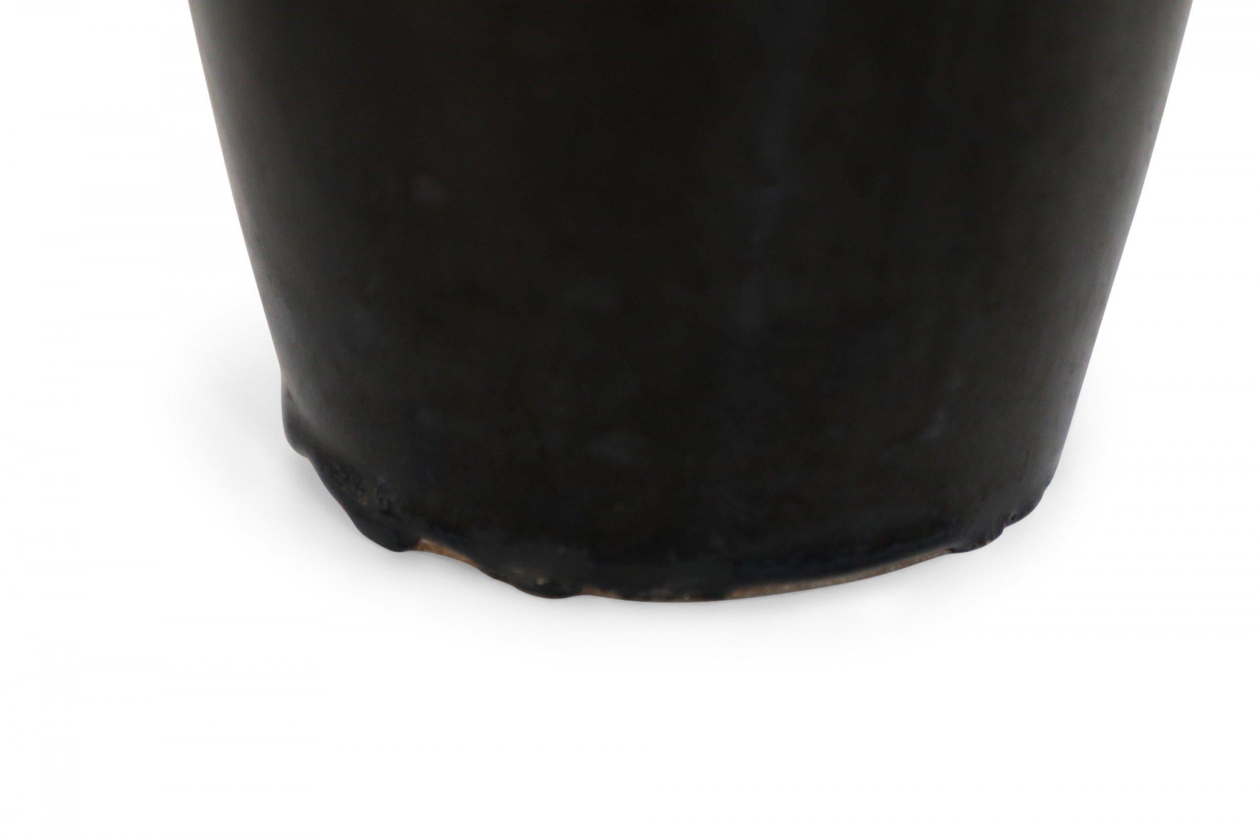 Chinese Tall Black Glazed Porcelain Vase In Good Condition For Sale In New York, NY