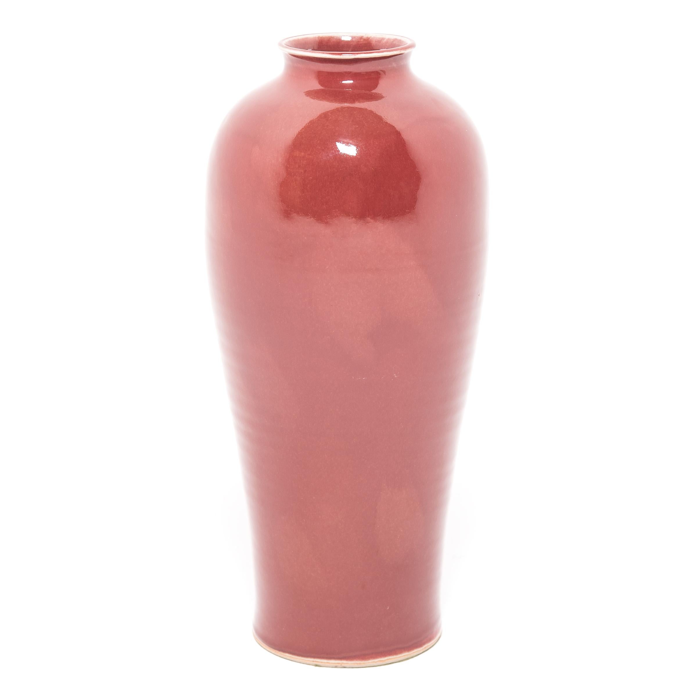 Chinese Tall Oxblood Meiping Vase In Good Condition In Chicago, IL