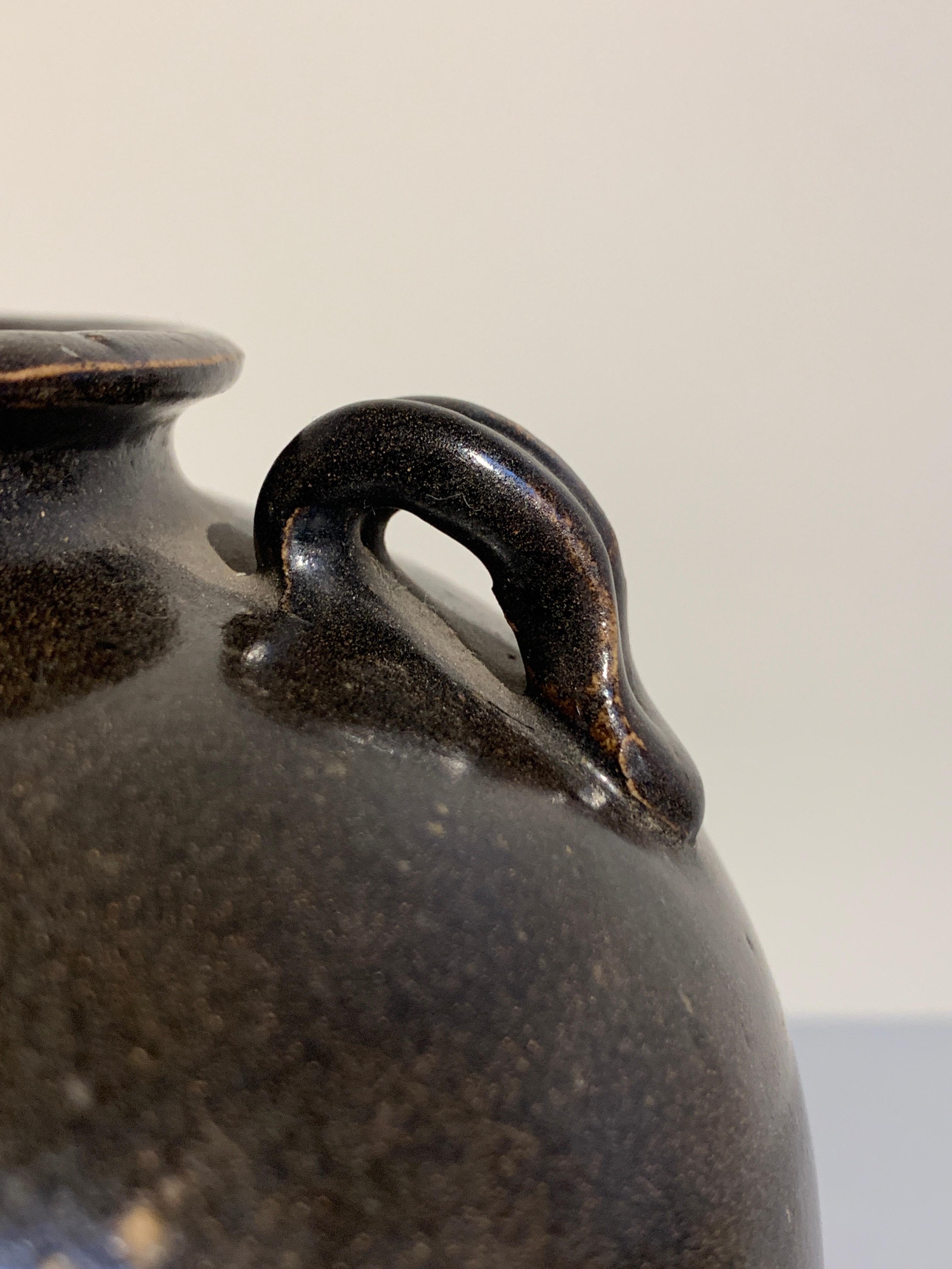 Chinese Tang Dynasty Brown Glazed Jar with Lug Handles, 9th-10th Century For Sale 3