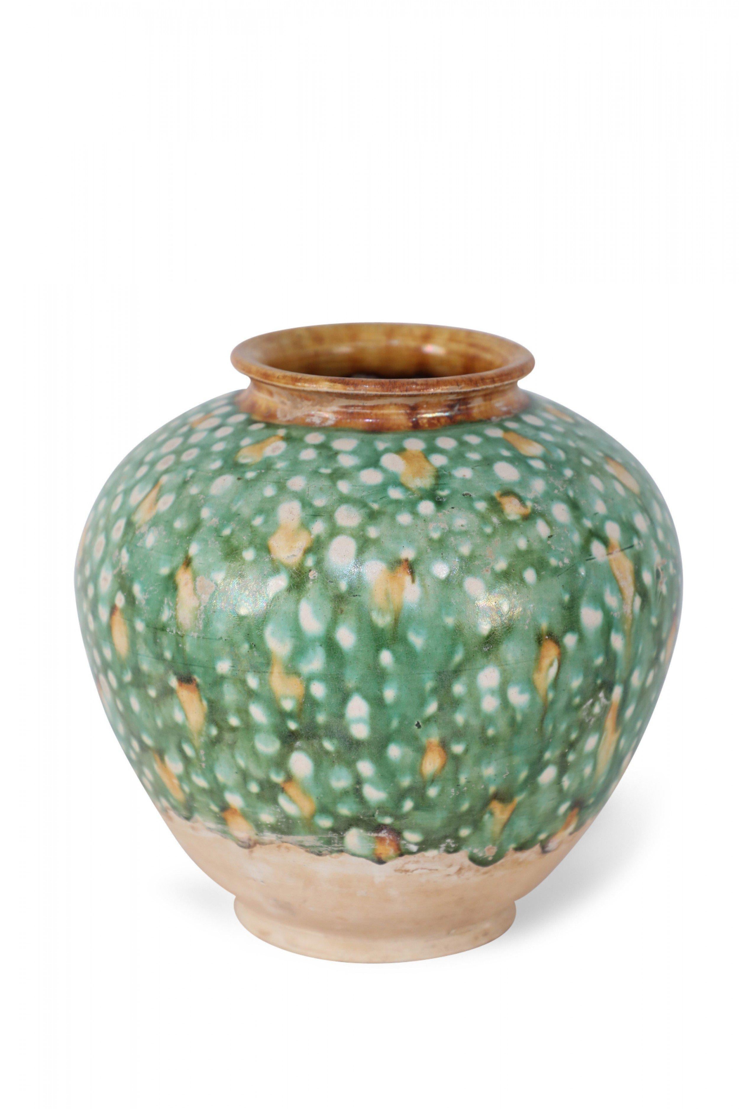 tang dynasty vase
