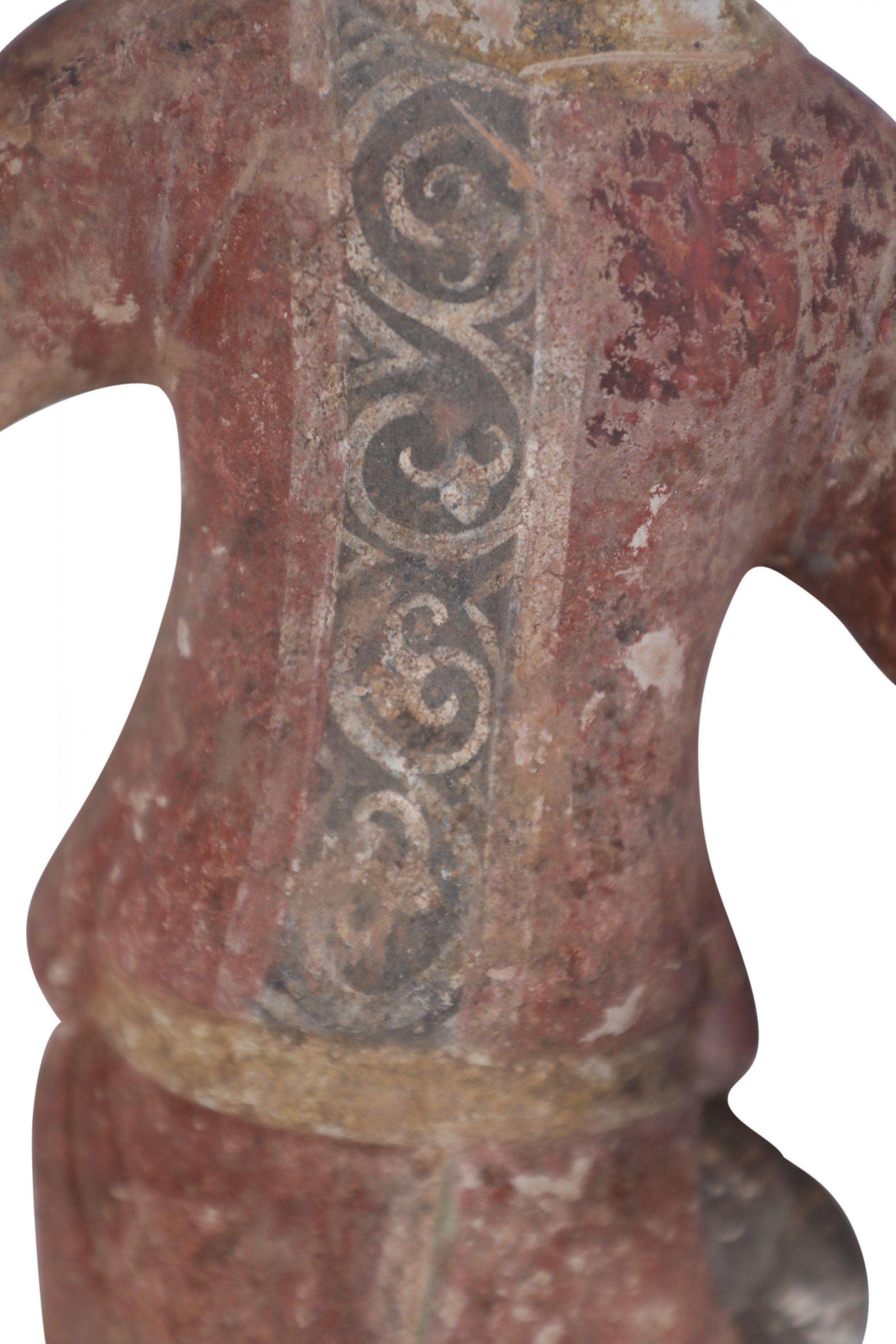 Chinesische Huren-Töpfer-Figur aus Terrakotta im Stil der Tang-Dynastie im Angebot 9