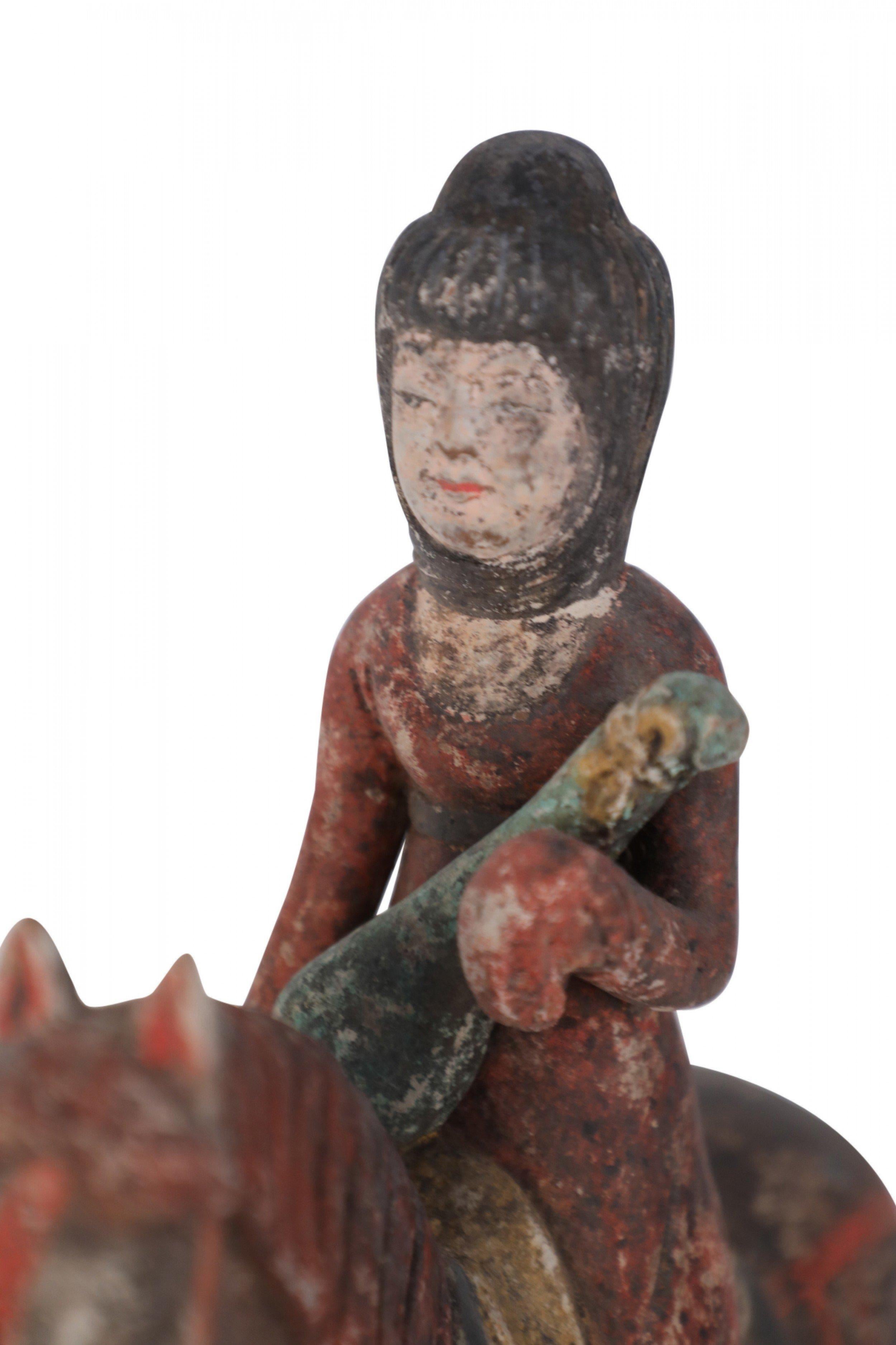 Figure de cabane d'équitation et de cheval en terre cuite de style dynastie chinoise Tang en vente 2