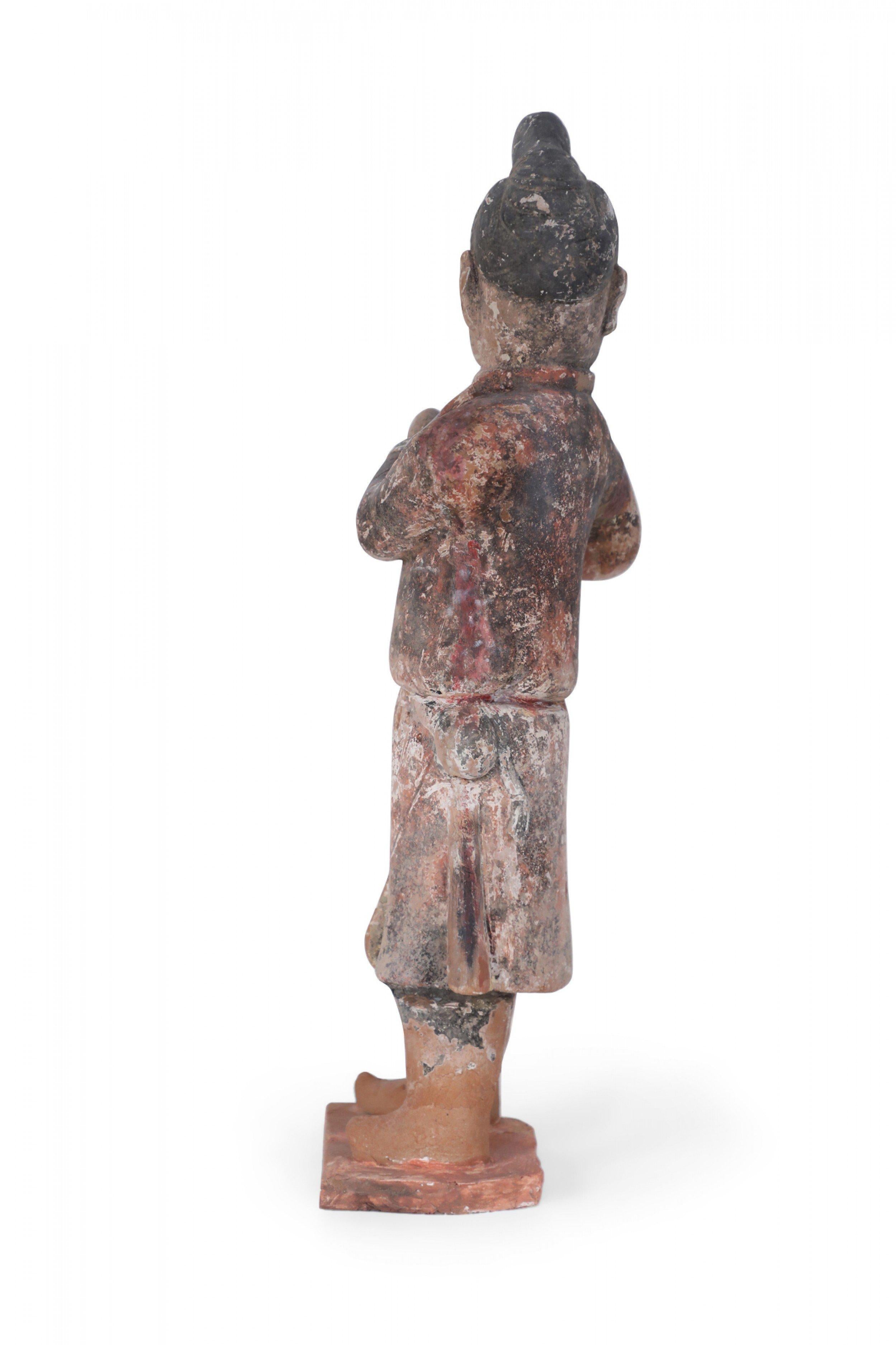 Chinese Tang Dynasty-Style Terracotta Tomb Figure In Good Condition For Sale In New York, NY