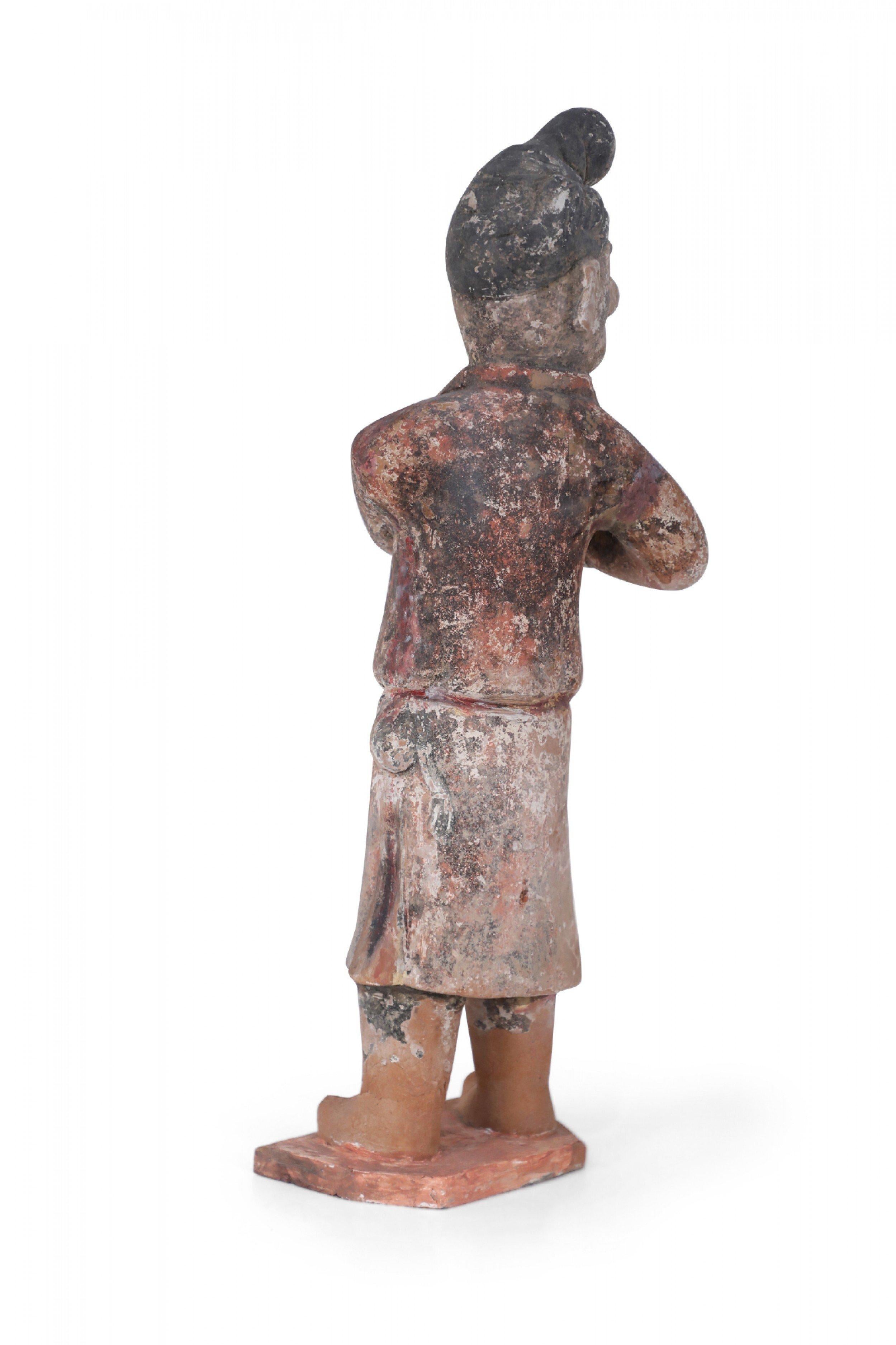 20ième siècle Figurine de tombeau en terre cuite chinoise de style Tang Dynasty en vente
