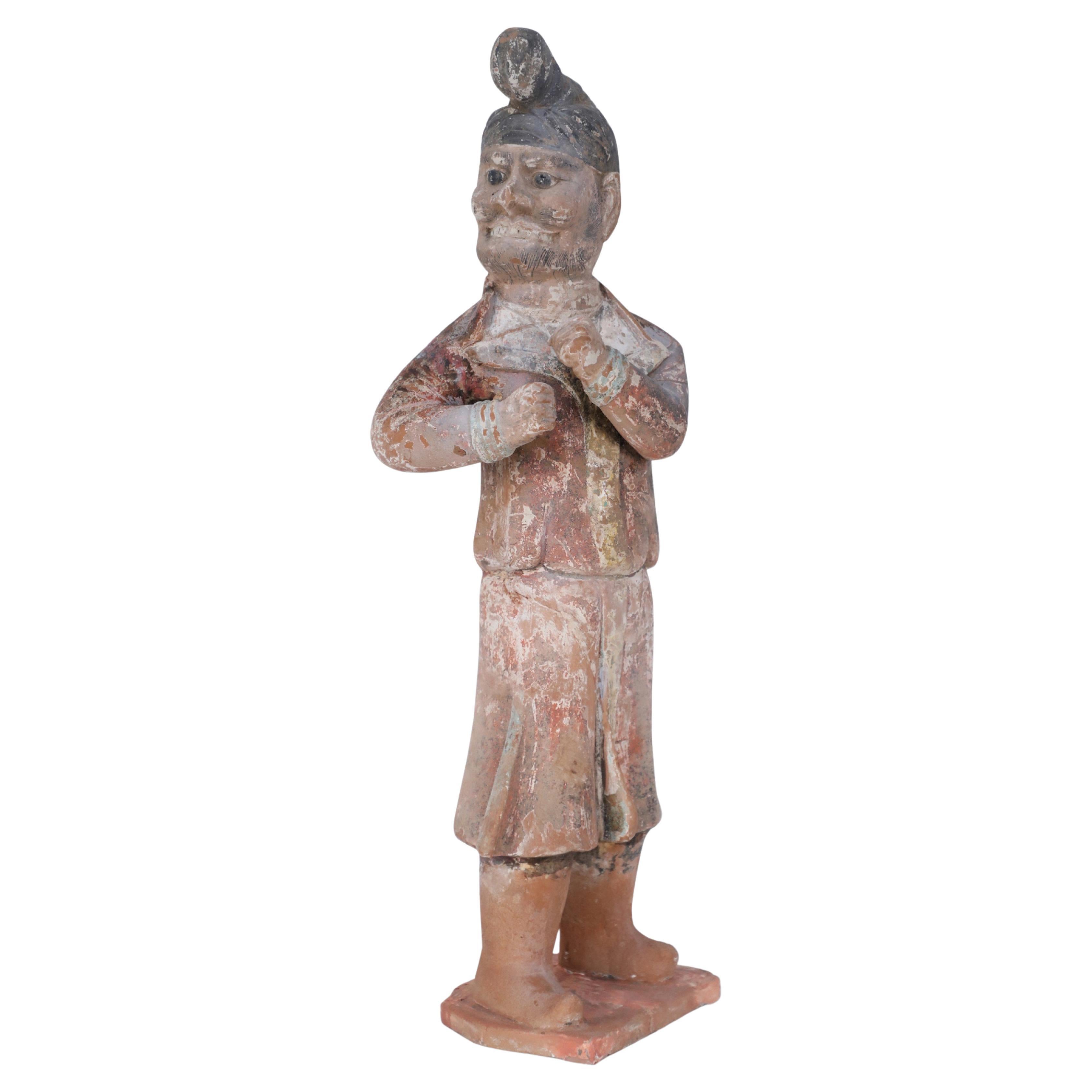 Figurine de tombeau en terre cuite chinoise de style Tang Dynasty