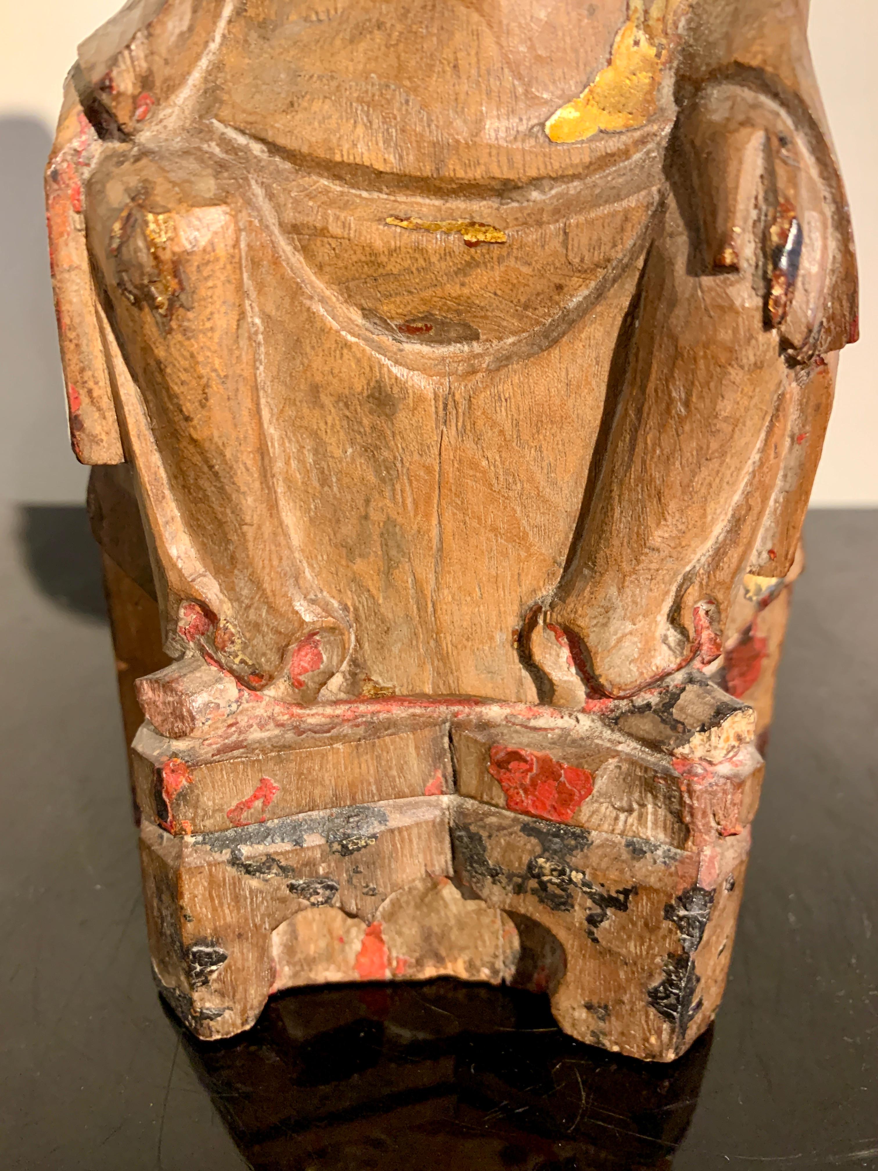 Chinese Taoist Carved Wood Deity, Ming/Qing Dynasty, mid 17th century, China For Sale 4