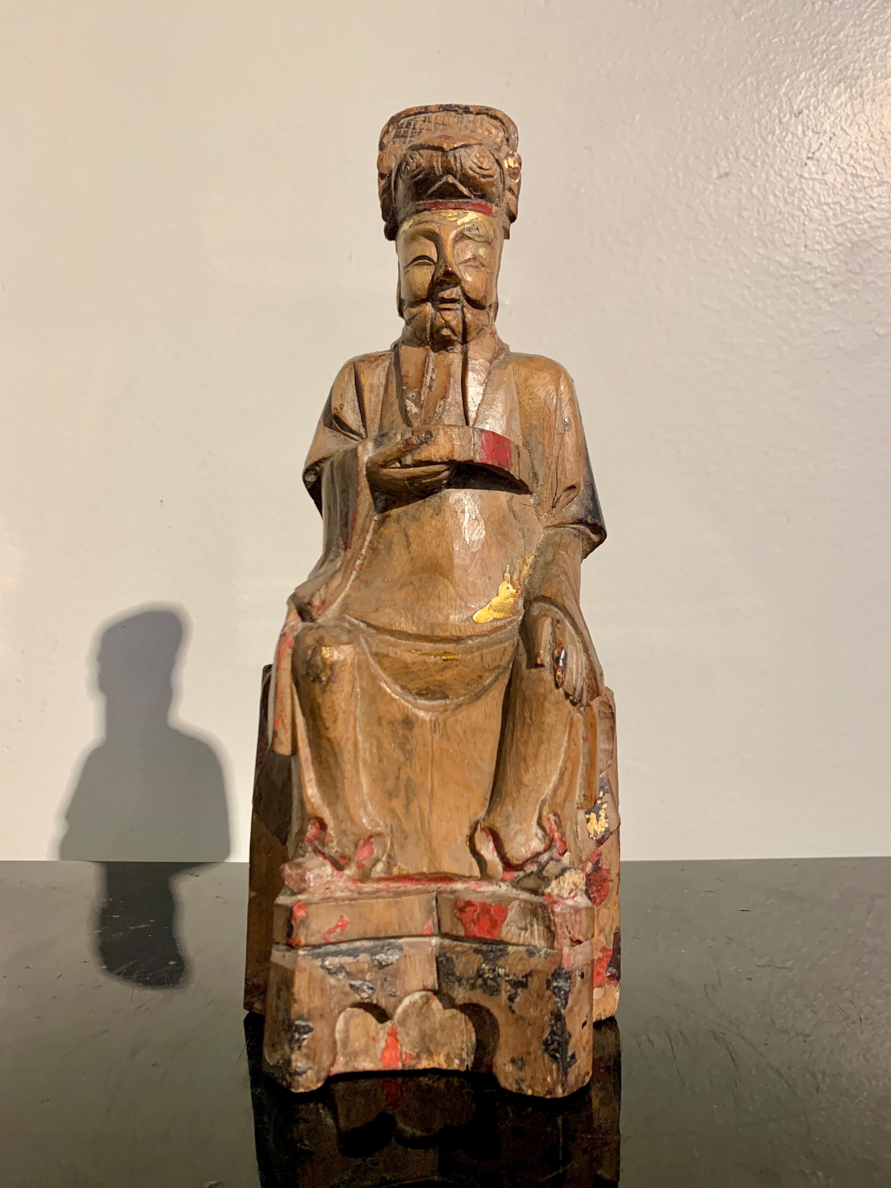 Chinese Taoist Carved Wood Deity, Ming/Qing Dynasty, mid 17th century, China For Sale 1