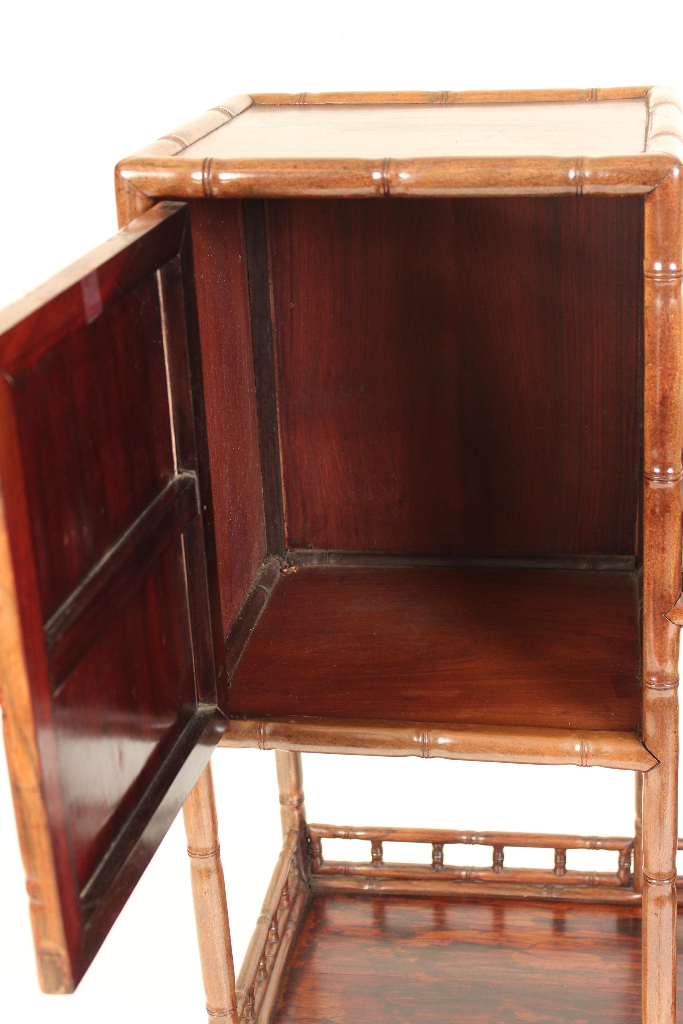 Mid-20th Century Chinese Teak Wood Étagère