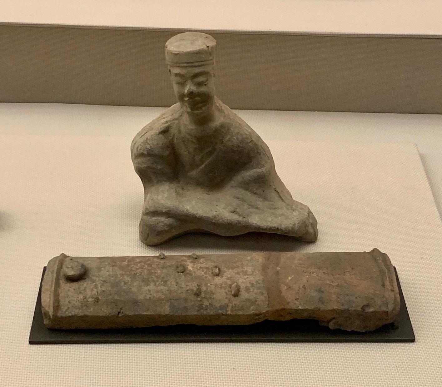 Chinese Terracotta Tomb Figure East Han Dynasty For Sale 7
