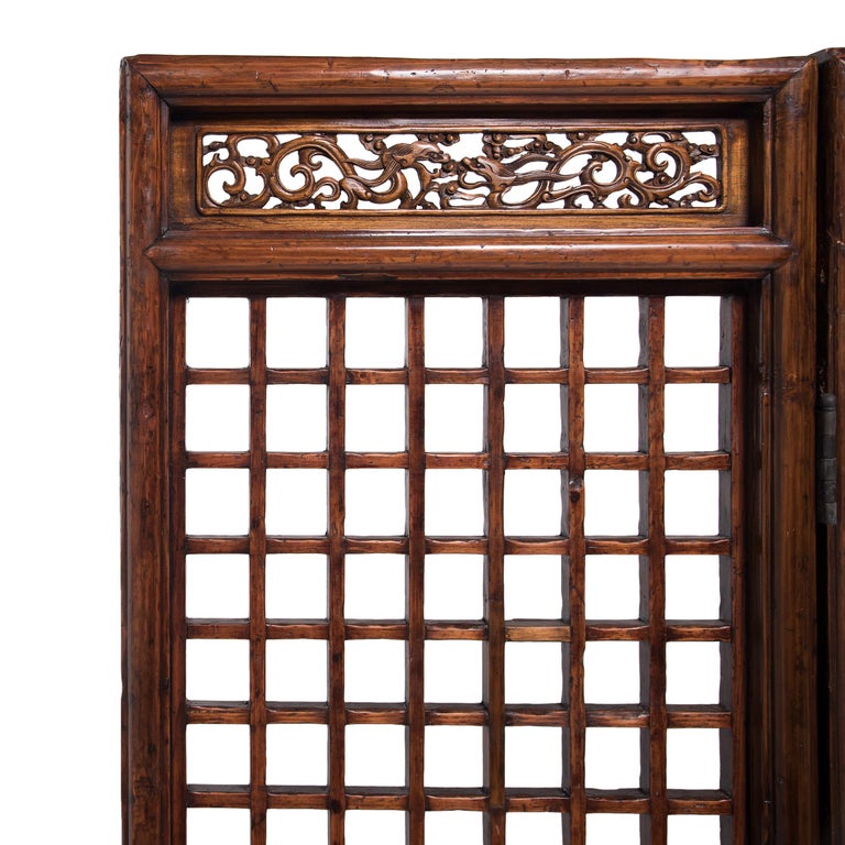 Qing Chinese Three Panel Lattice Screen with Dragon Carvings, c. 1850 For Sale