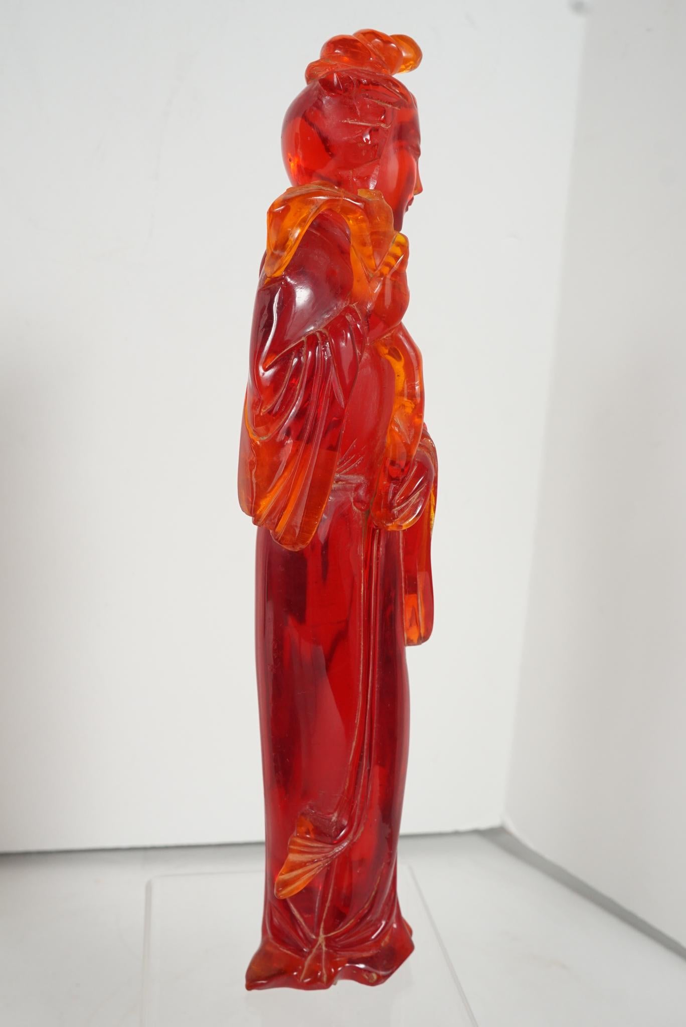 Chinese Three-Piece Garniture Carved in Created Cherry Amber 2