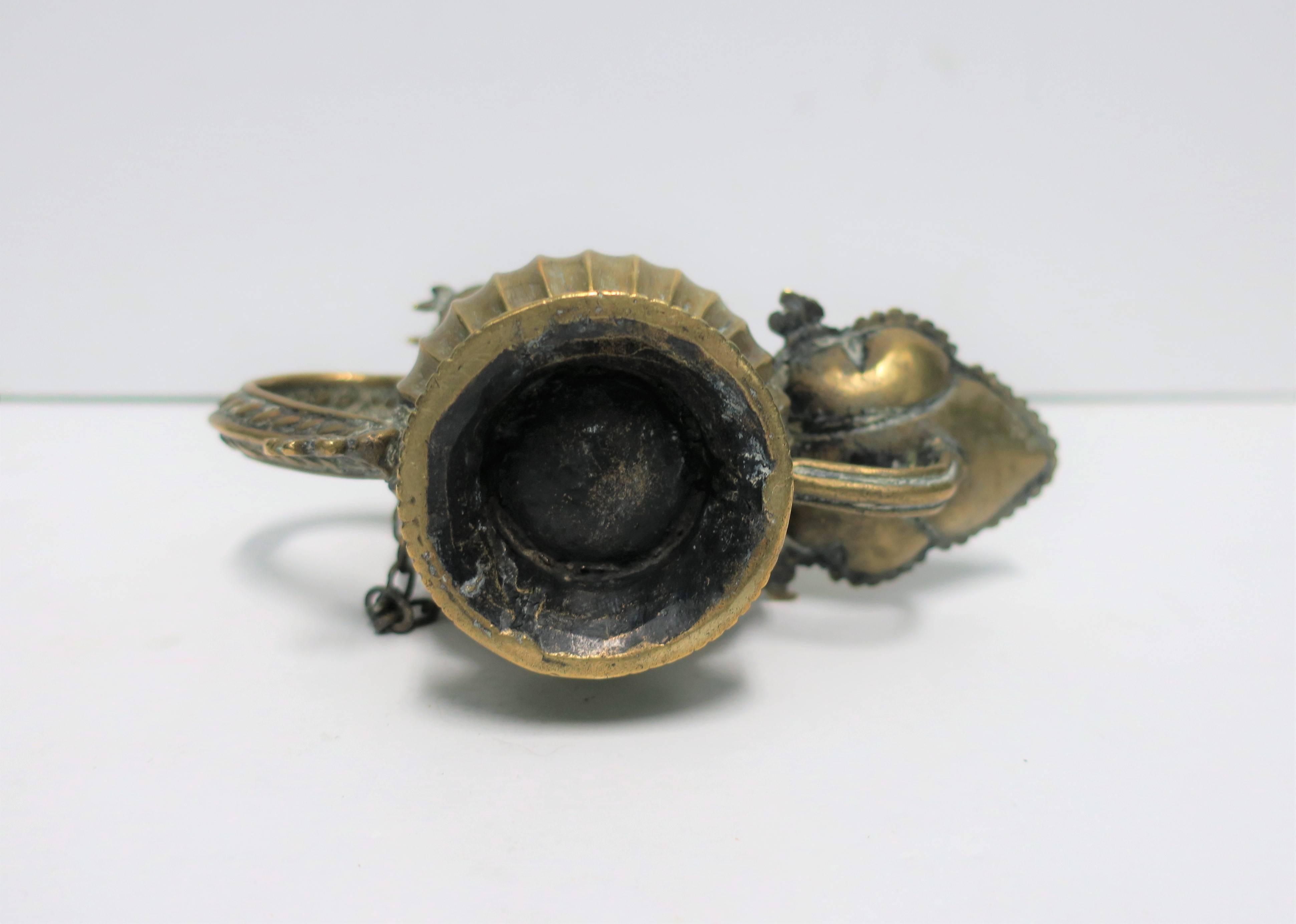 Nepalese Sukunda Ceremonial Bronze Oil Lamp For Sale 3