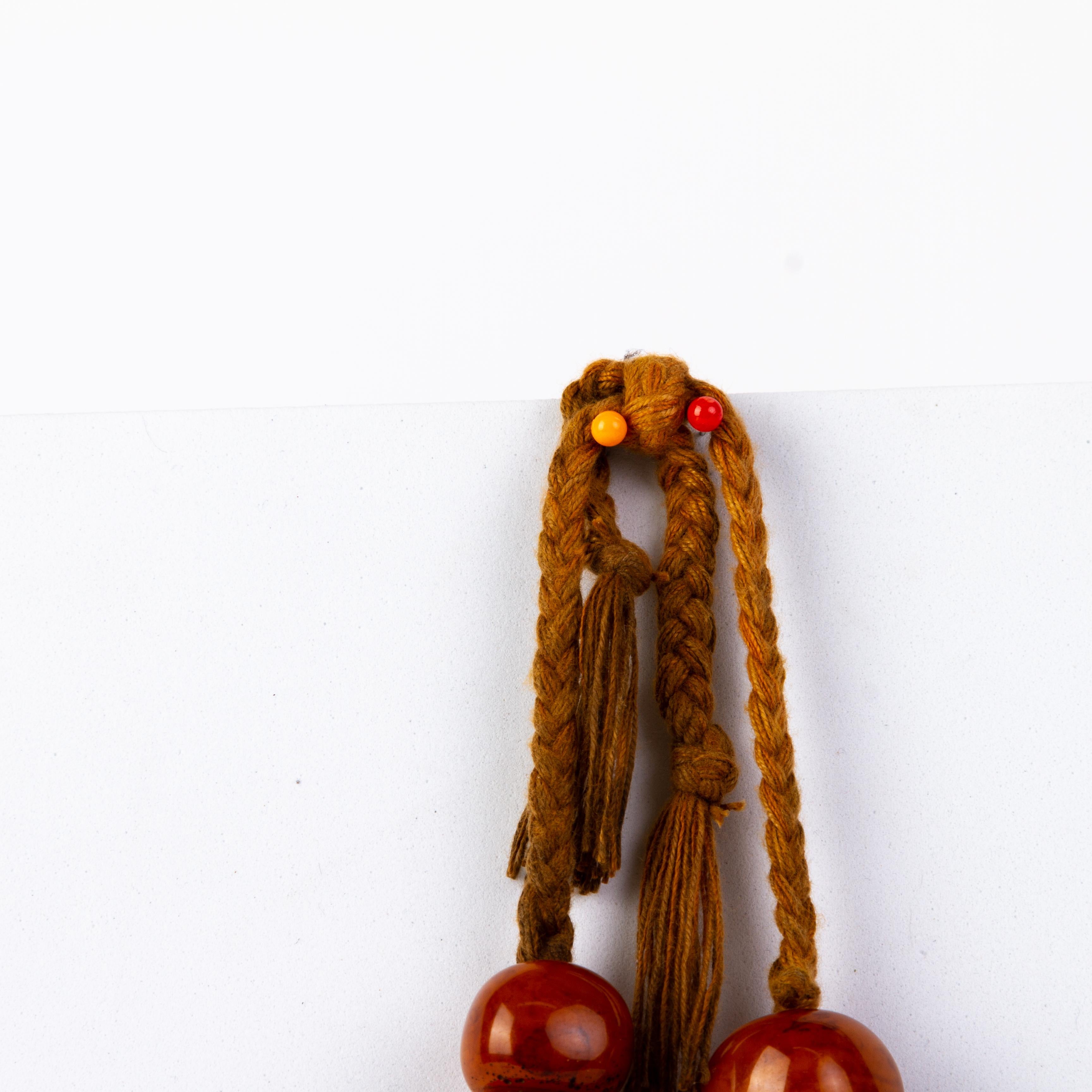 Chinese Tibetan Buddhist Natural Solid Bead Amber Necklace 19th Century In Good Condition In Nottingham, GB
