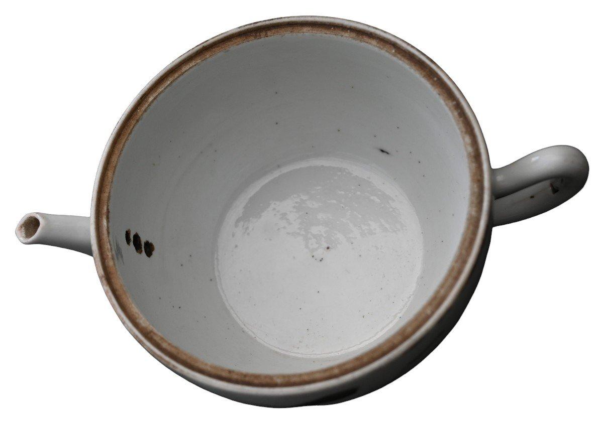 19th Century Chinese Tongzhi Porcelain Teapot Marked And from the period (1861-1875) For Sale