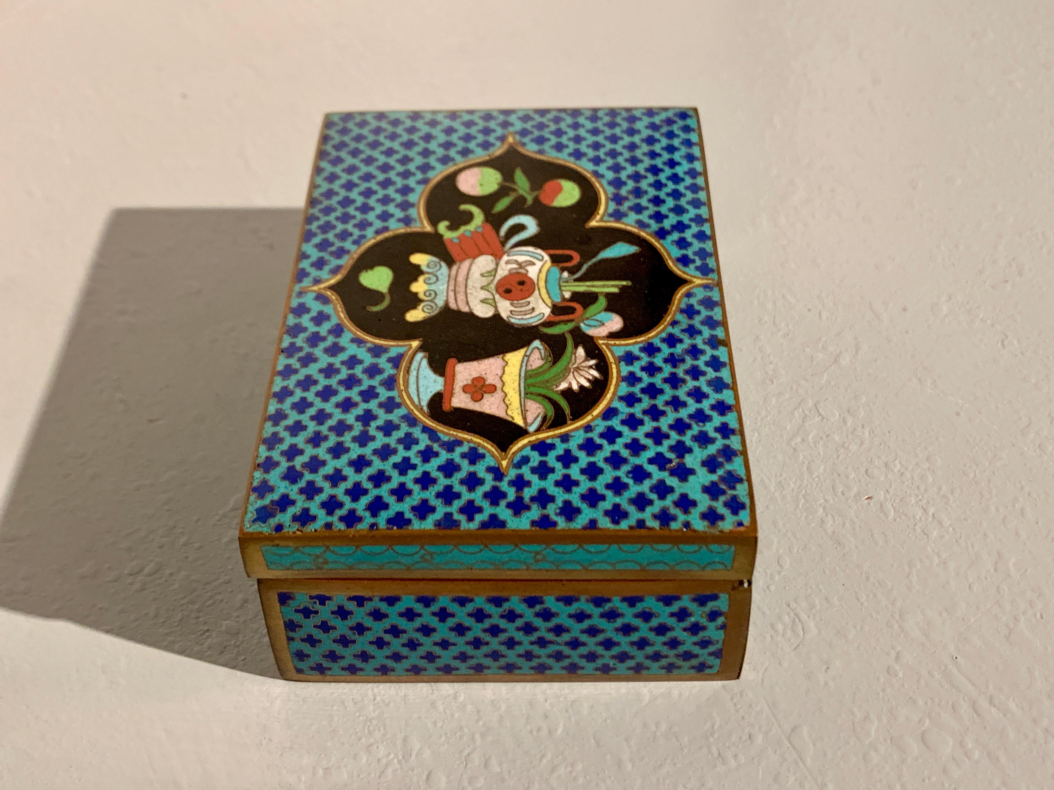 Cloissoné Chinese Turquoise Cloisonne Trinket Box, Republic Period, c 1920, China For Sale