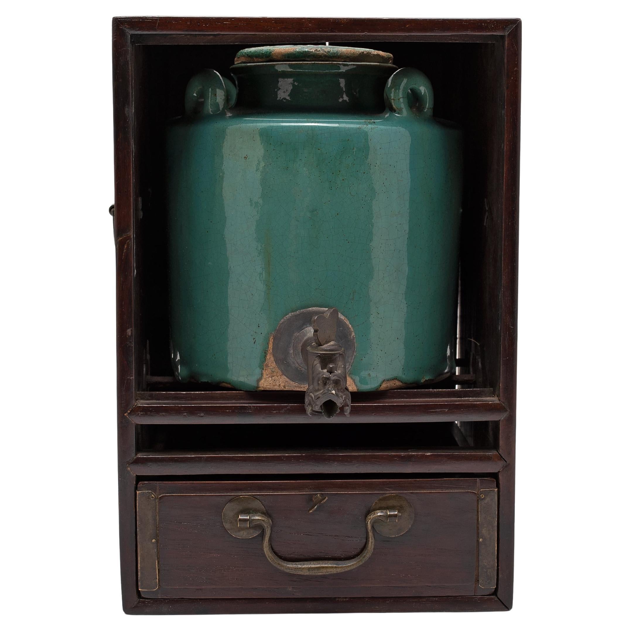 Vase à distributeur émaillé turquoise de Chine, vers 1900 en vente