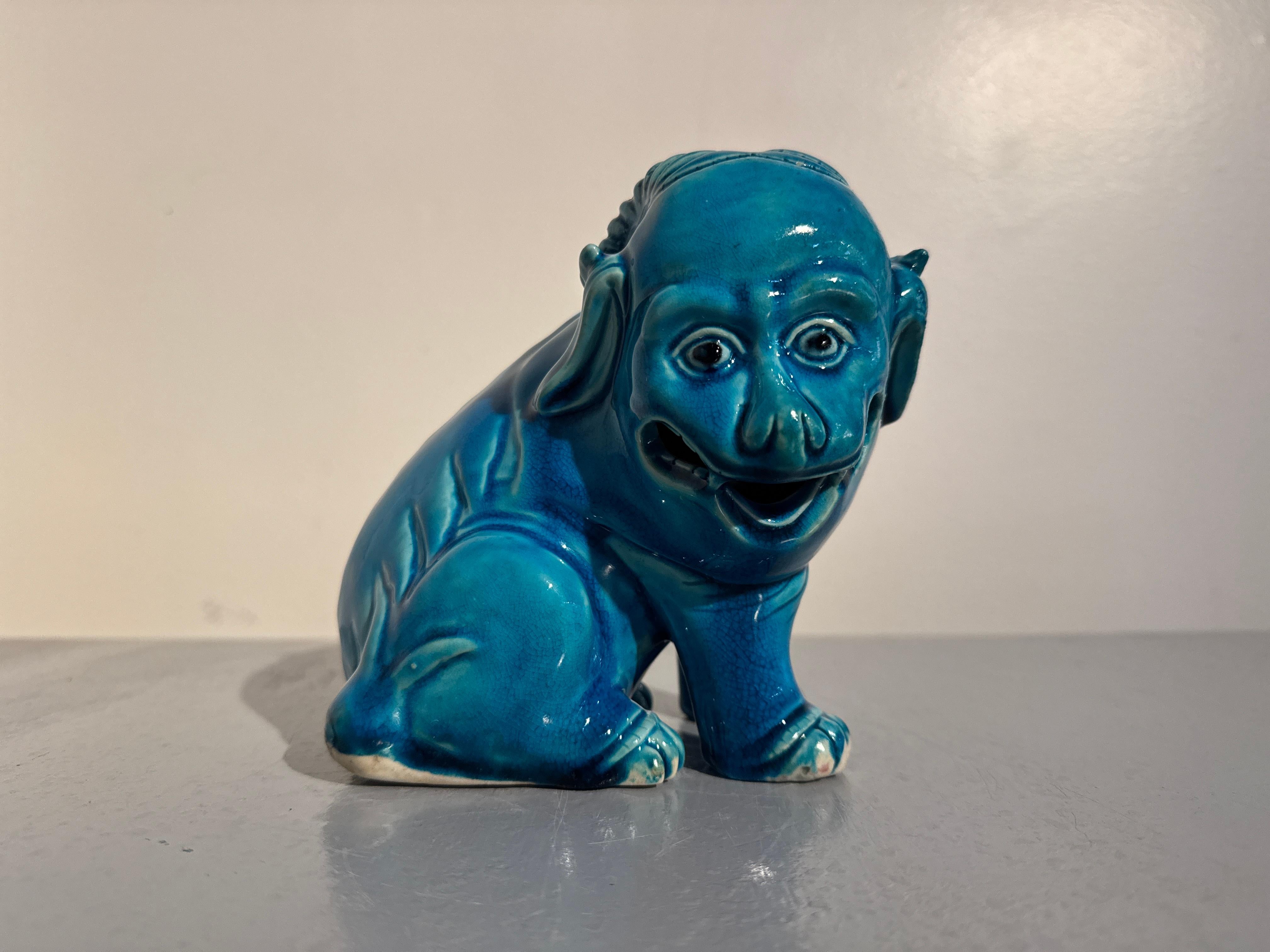 Chinese Turquoise Glazed Mythical Beast, Late Qing Dynasty, circa 1900, China In Good Condition For Sale In Austin, TX