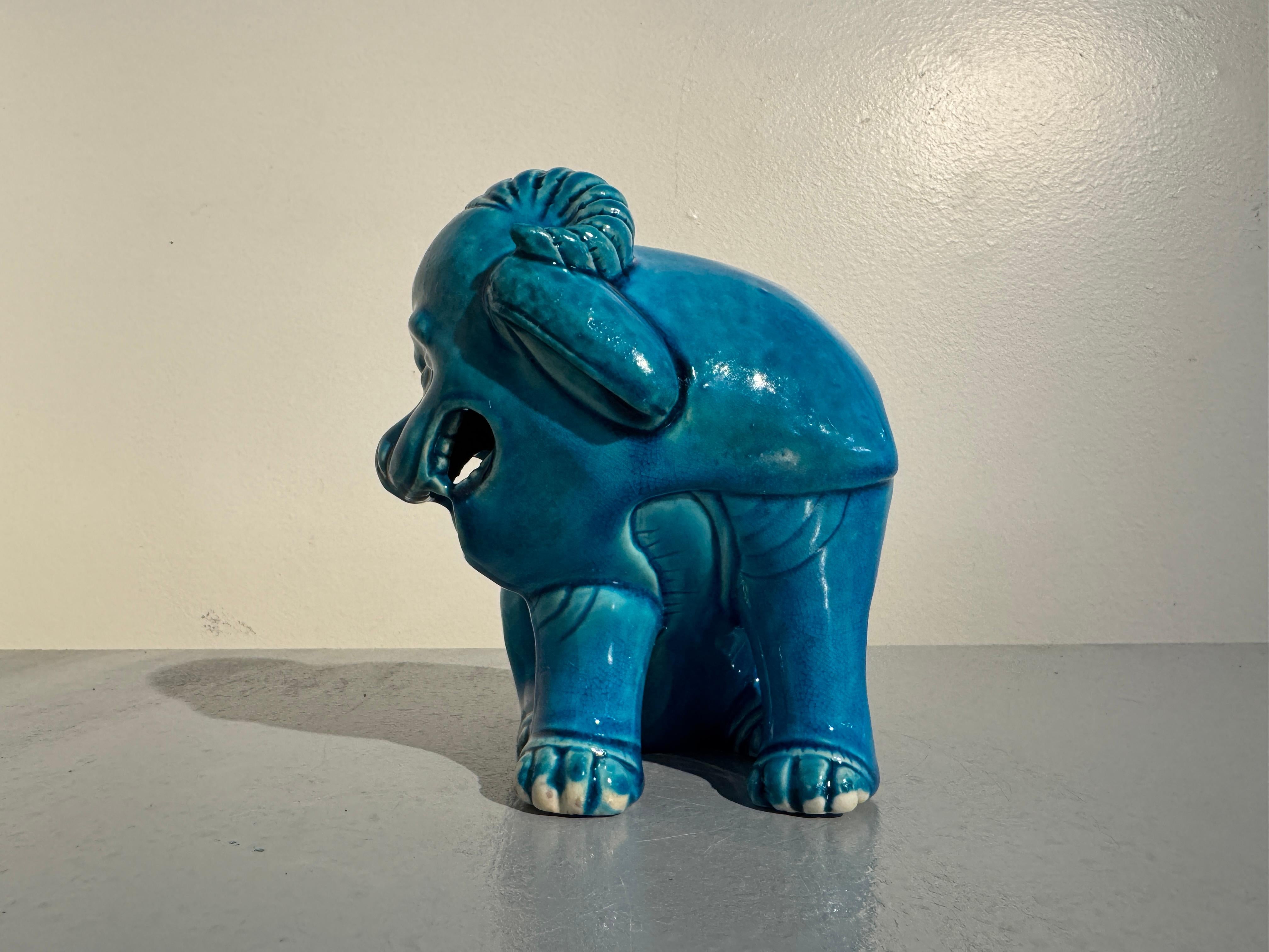 Early 20th Century Chinese Turquoise Glazed Mythical Beast, Late Qing Dynasty, circa 1900, China For Sale