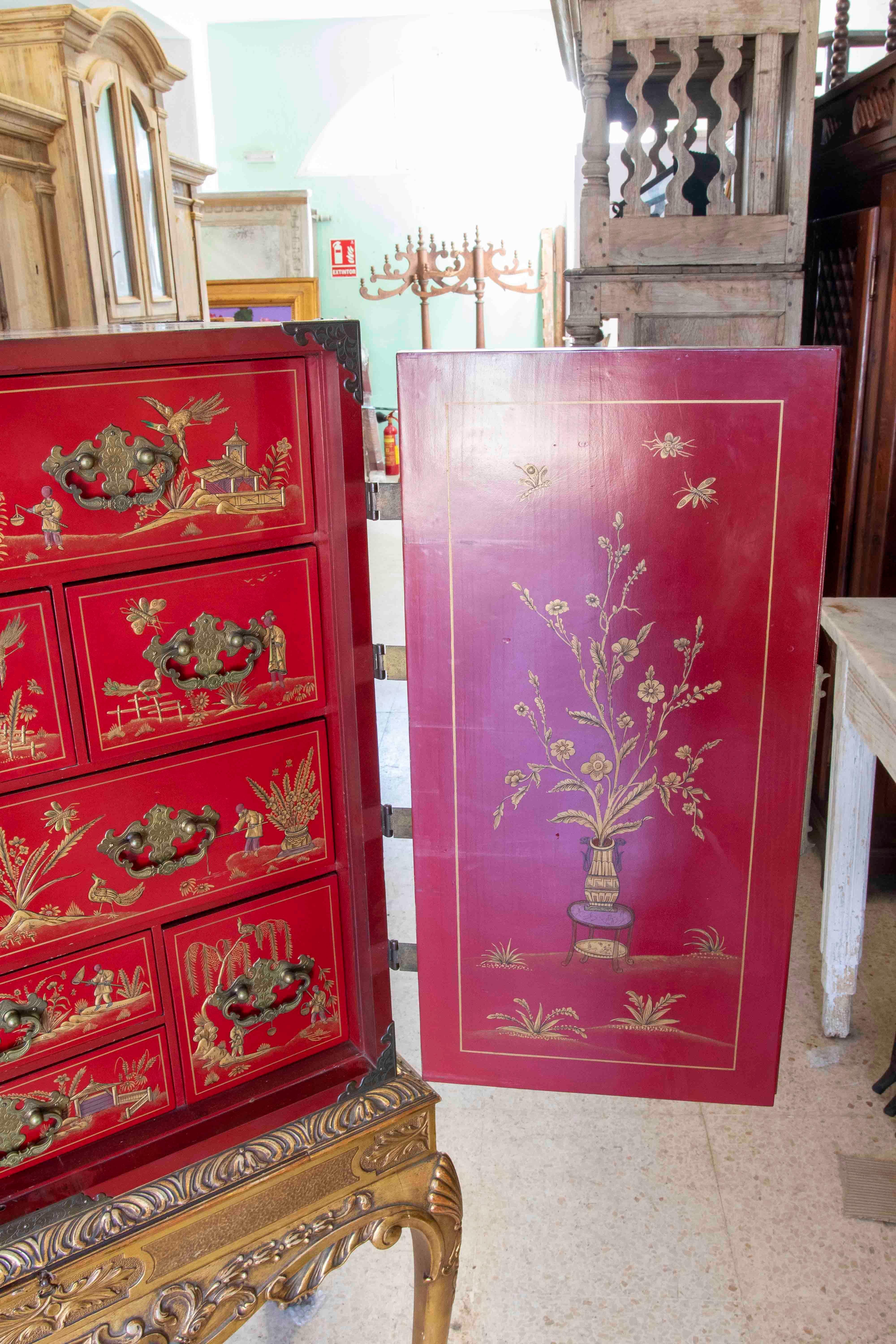 Chinese Two-Pieces Furniture with Table and Cupboard with Doors and Drawers  In Good Condition For Sale In Marbella, ES