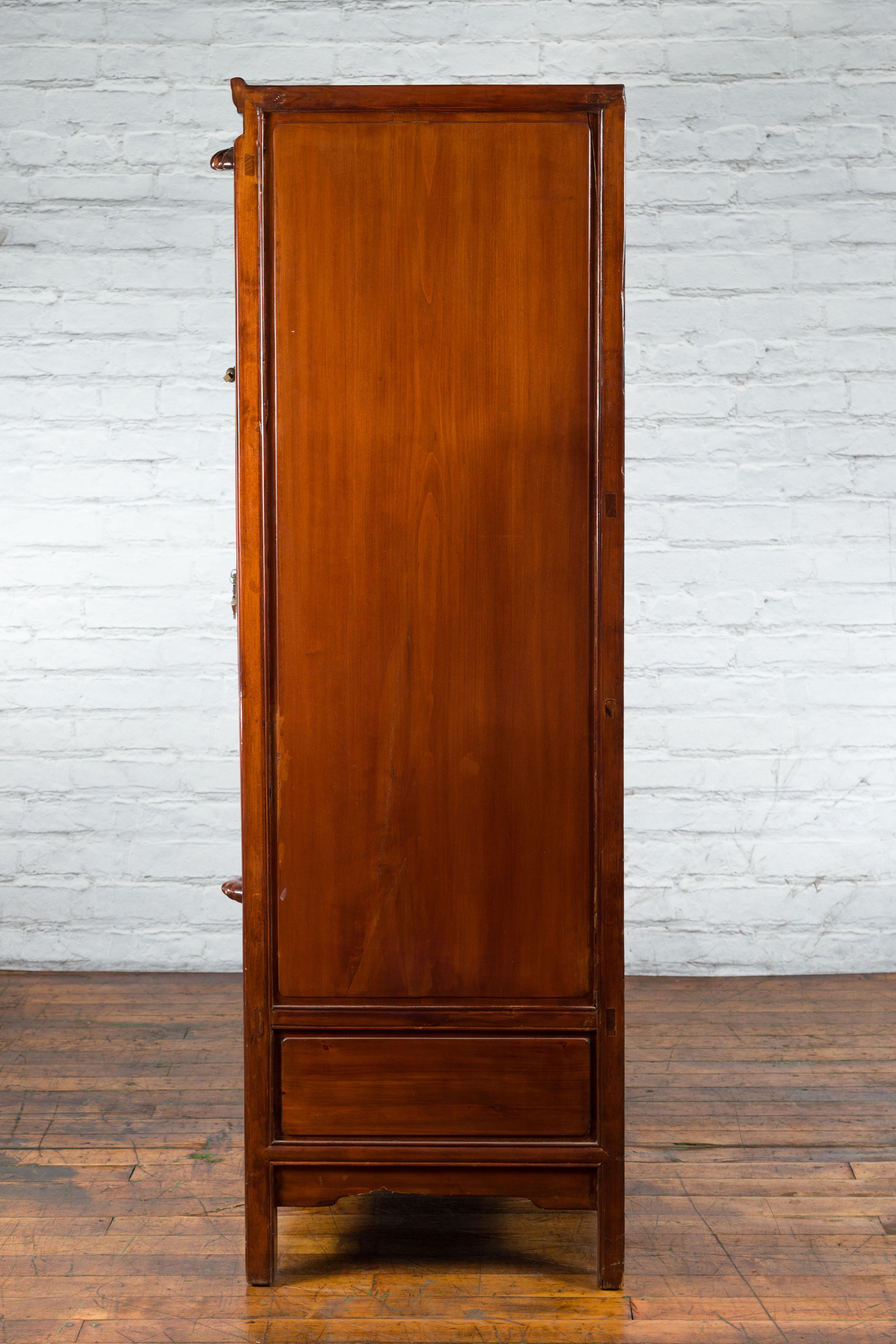 Chinese Two-Toned Cabinet with Doors and Five Drawers from the 20th Century For Sale 12