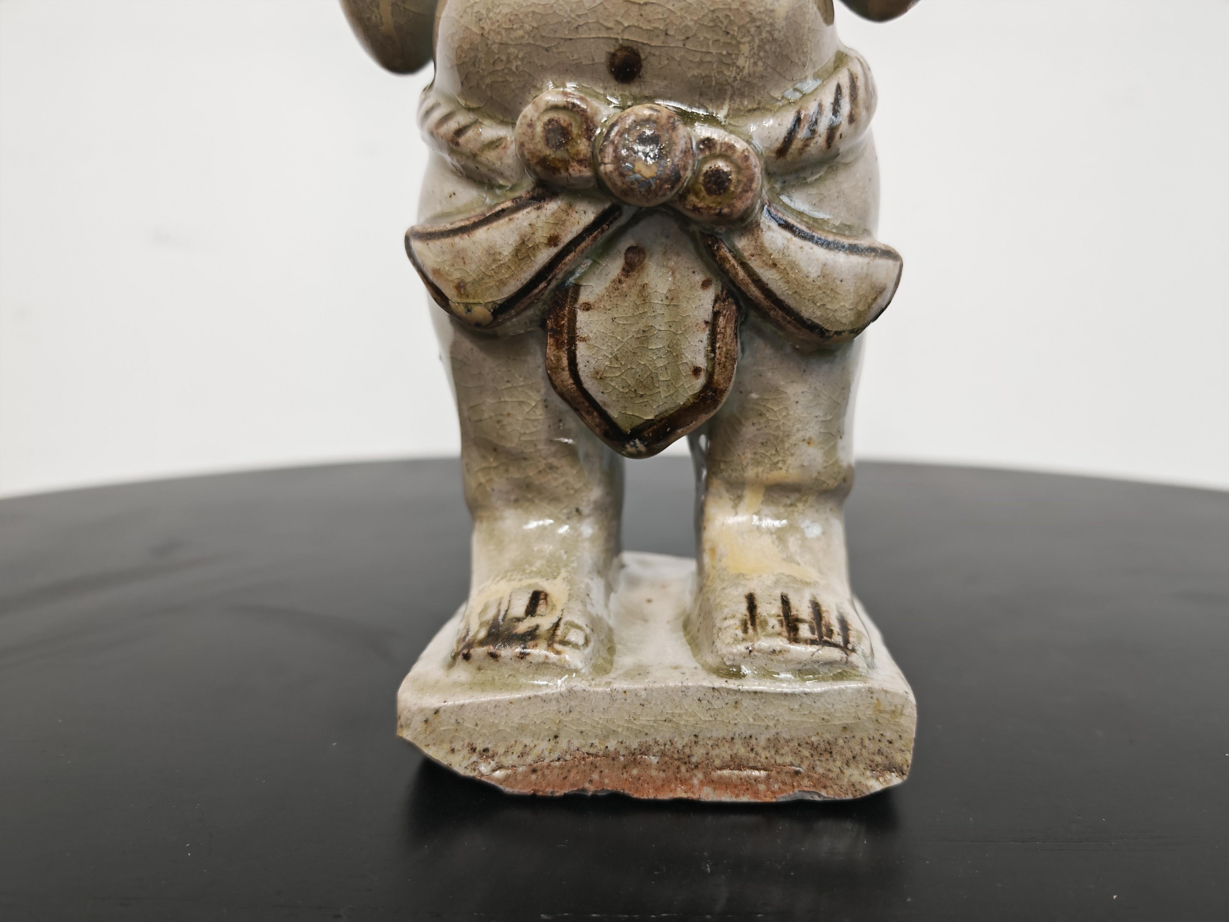 Céramique Figure inhabituelle en poterie chinoise de style dynastie Song Cizhou, 18e siècle en vente