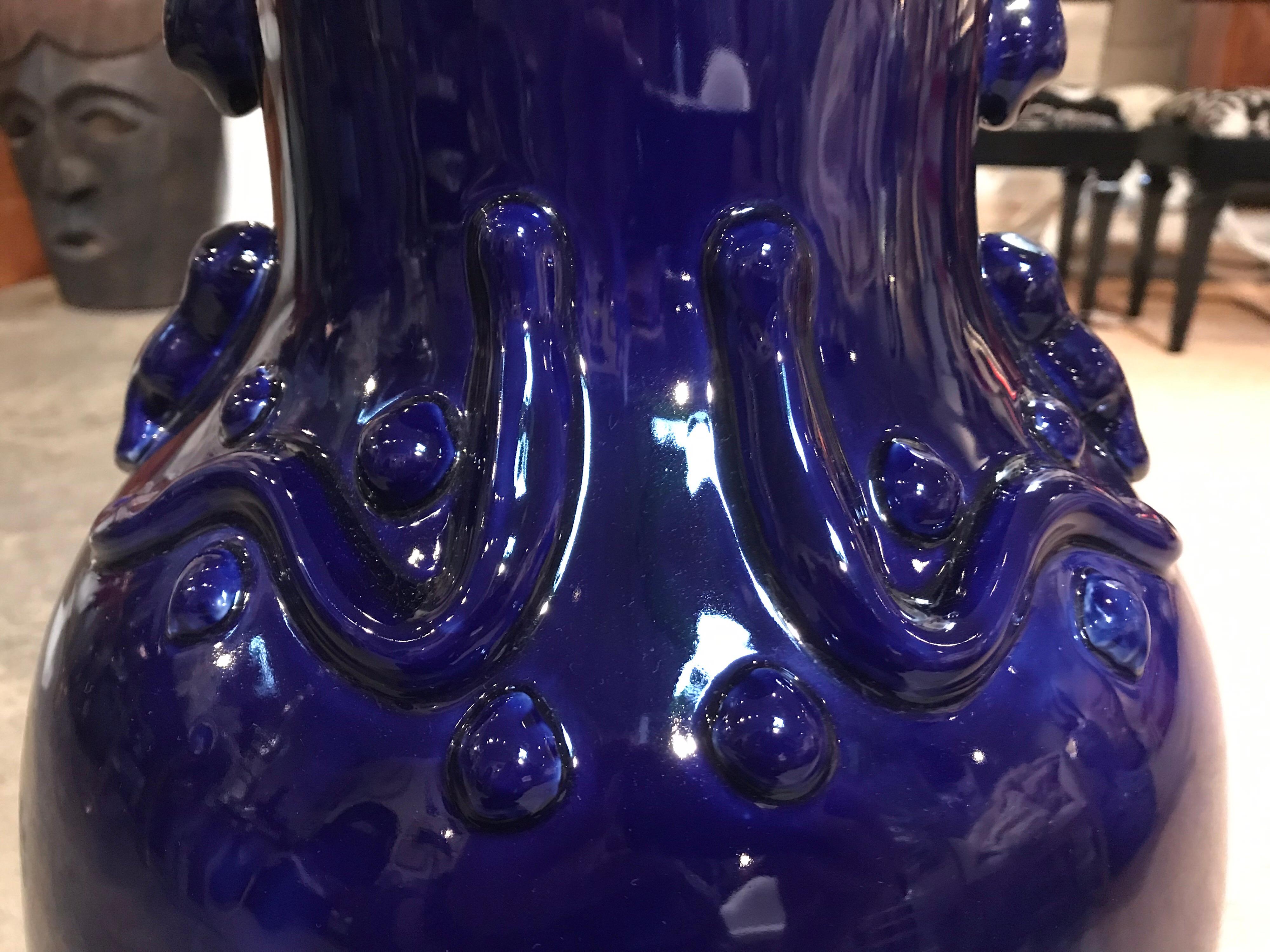 20th Century Chinese Vase in Cobalt Blue For Sale