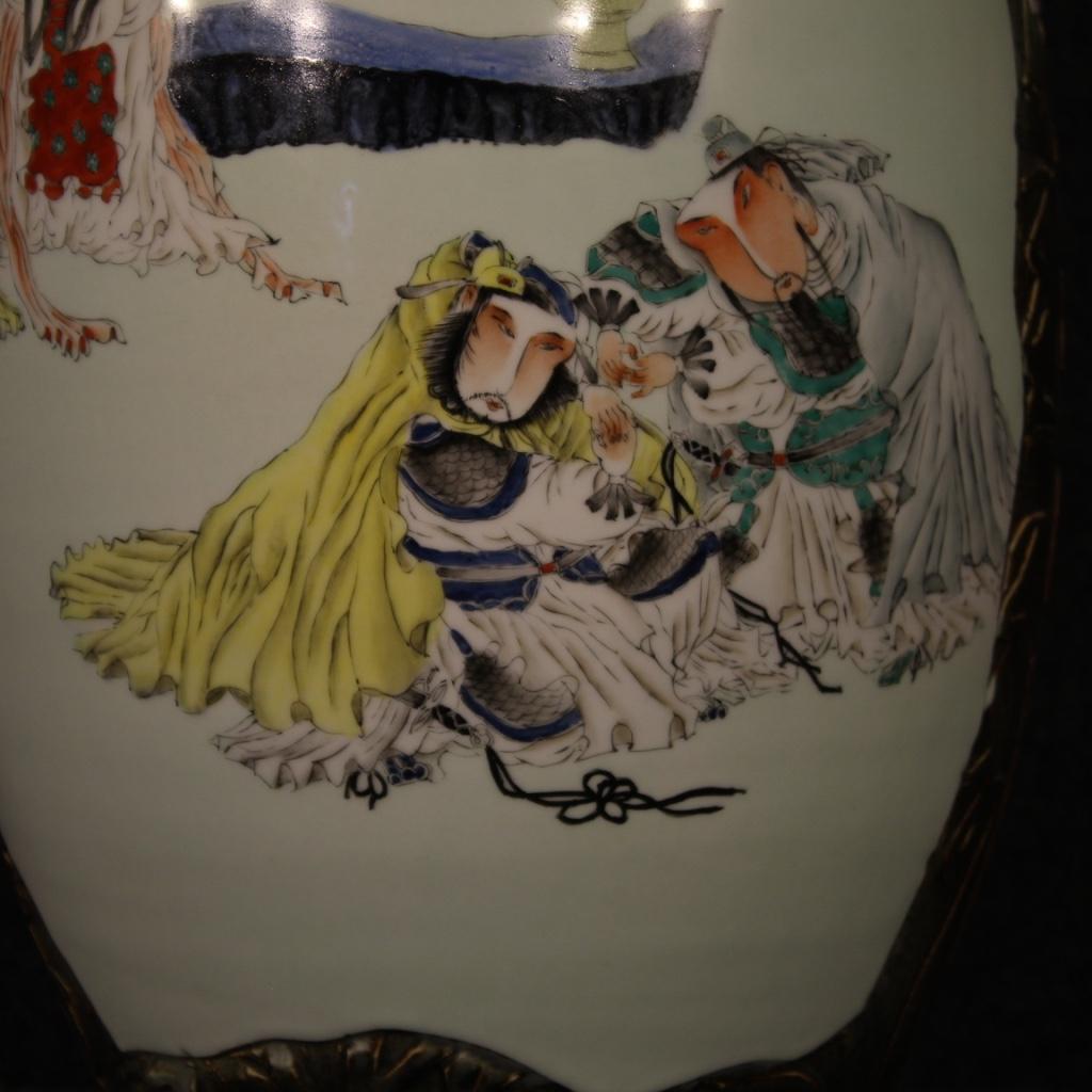 Chinese Vase in Painted Ceramic, 21st Century For Sale 2